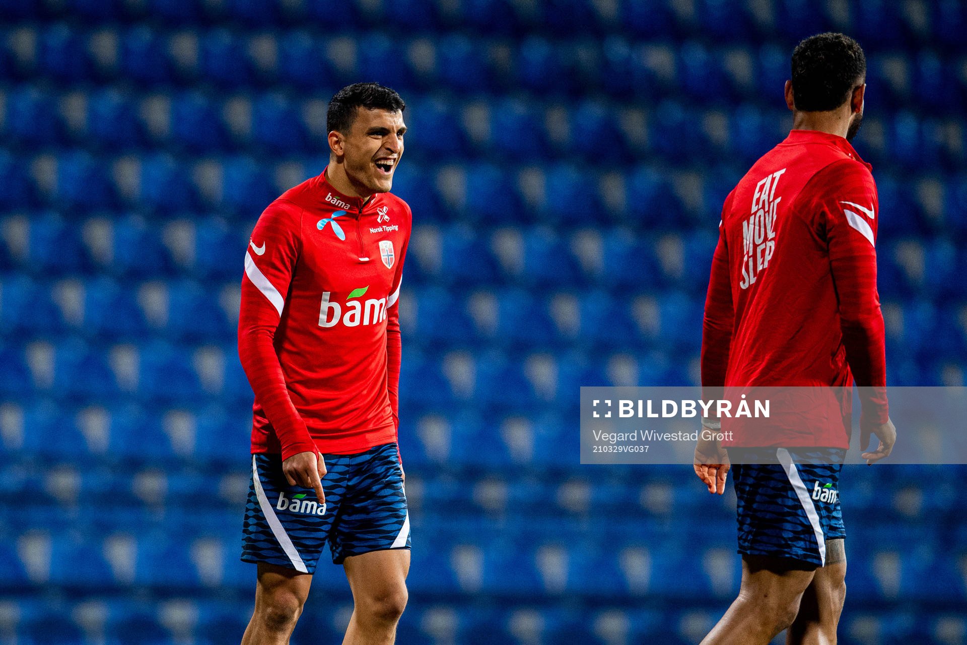 Mohamed Elyounoussi and Joshua King of the Norwegian