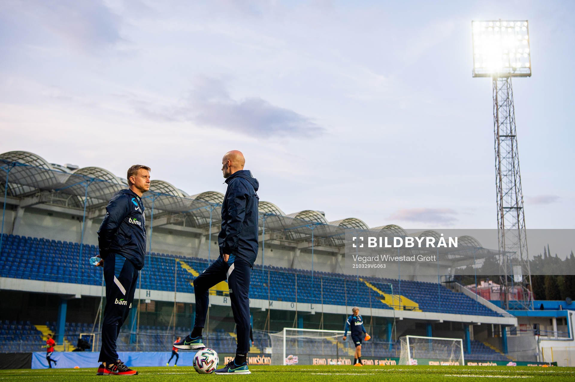 Leif Gunnar Smerud, U21 head coach, and Ståle Solbakken,