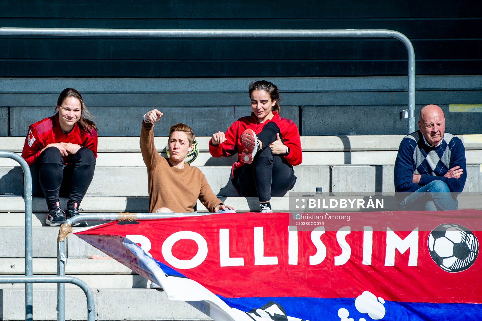 Rosengårds sportchef Therese Sjögran och Erlin Nilsson