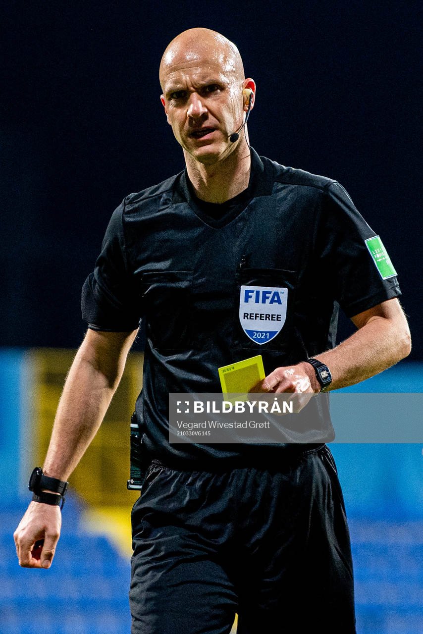Referee Anthony Taylor