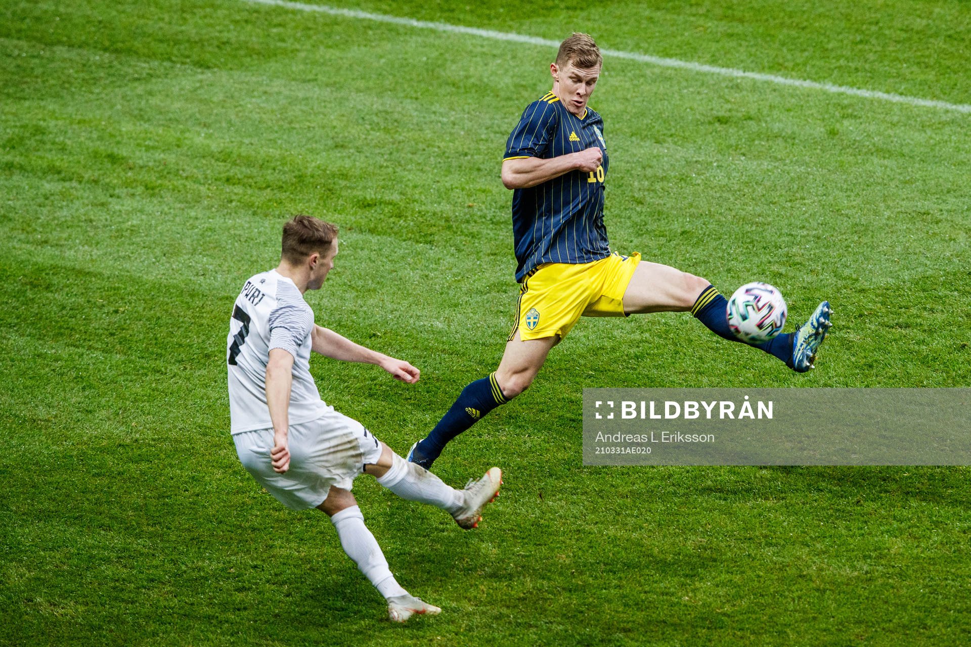 Sander Puri of Estonia and Emil Krafth of Sweden