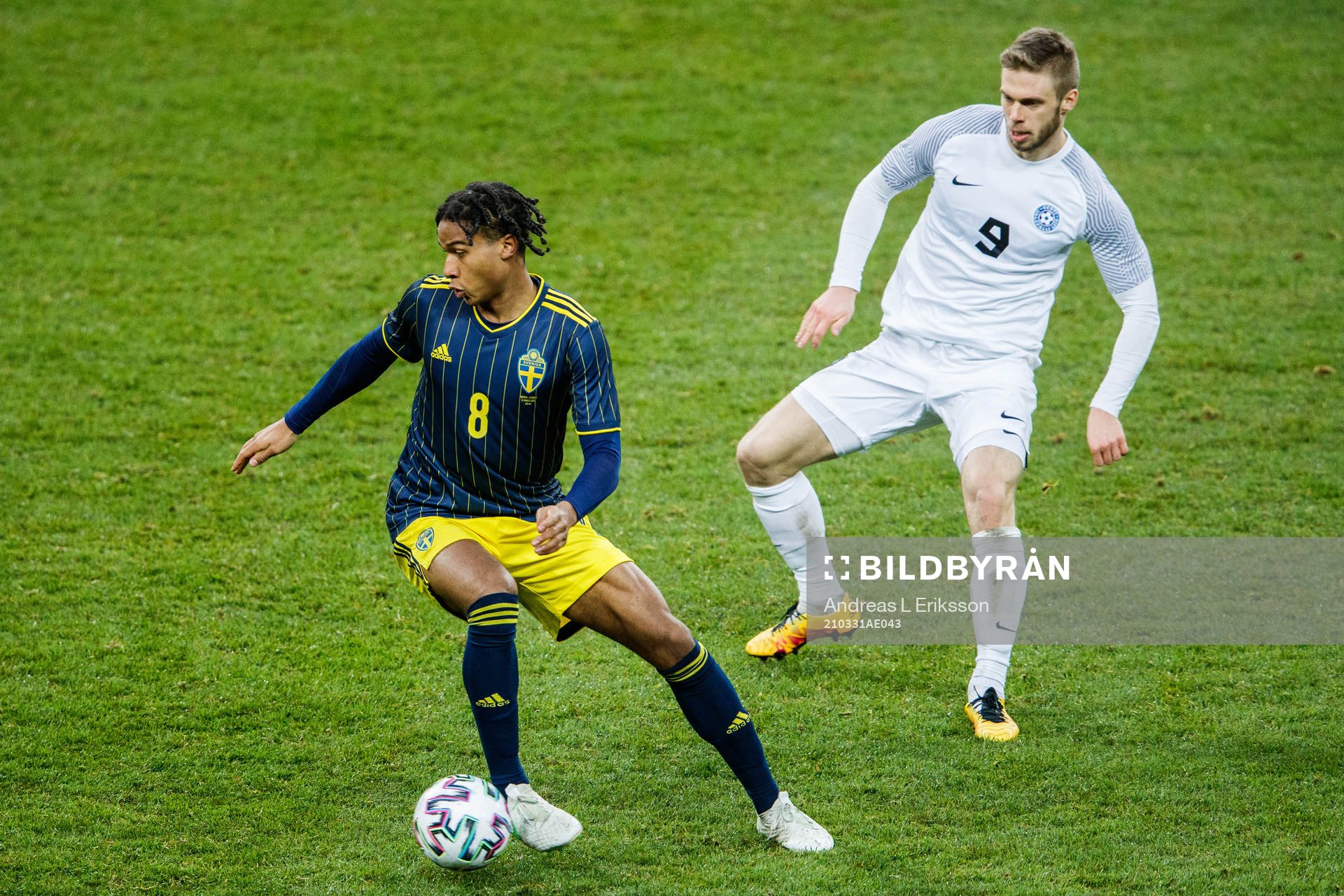 Jens-Lys Cajuste of Sweden and Robert Kirss of Estonia
