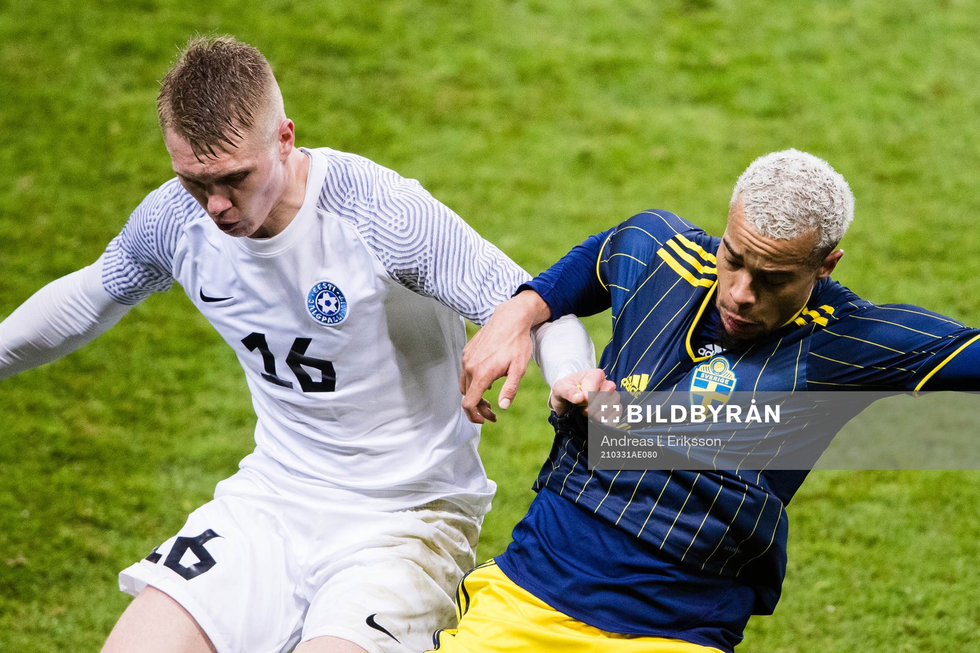 Henrik Pürg of Estonia and Robin Quaison of Sweden