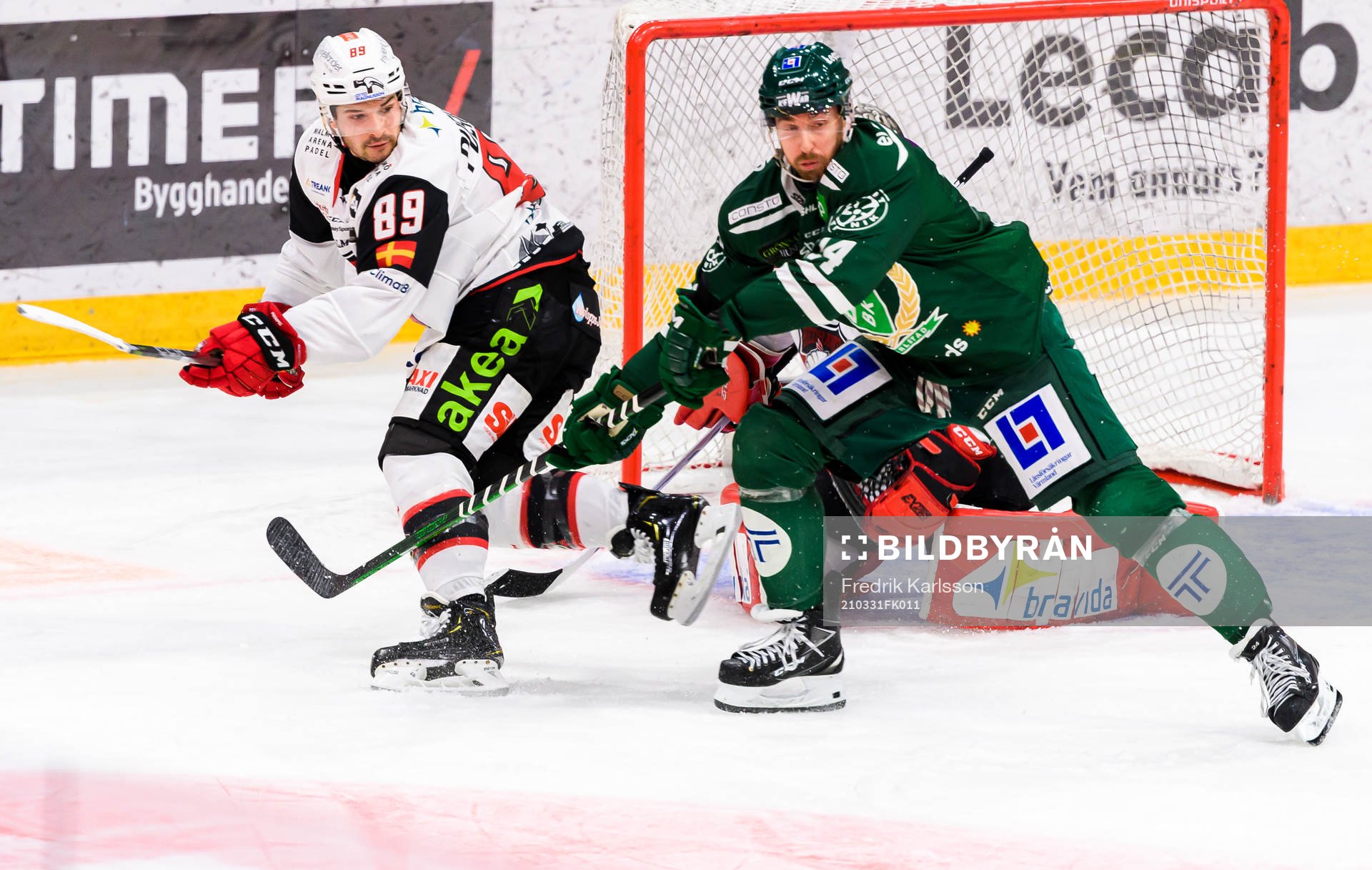 Malmö Redhawks Matt Puempel och Färjestads Jonathon Blum