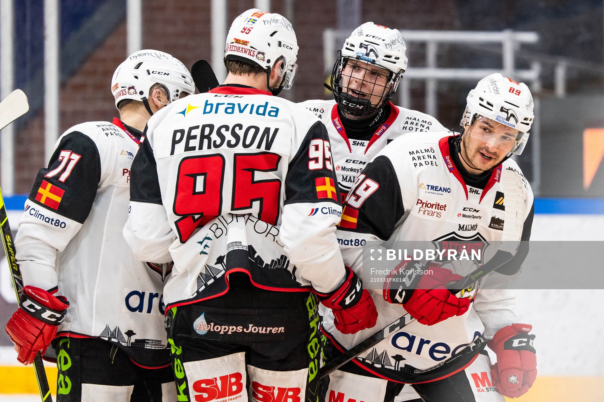 Malmö Redhawks Matt Puempel jublar