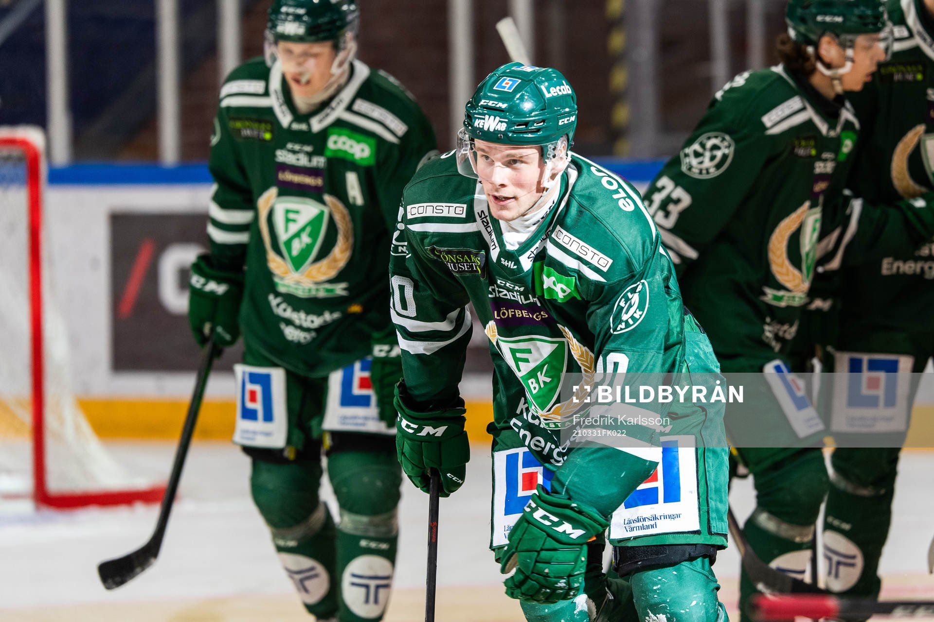 Färjestads Olle Lycksell  jublar