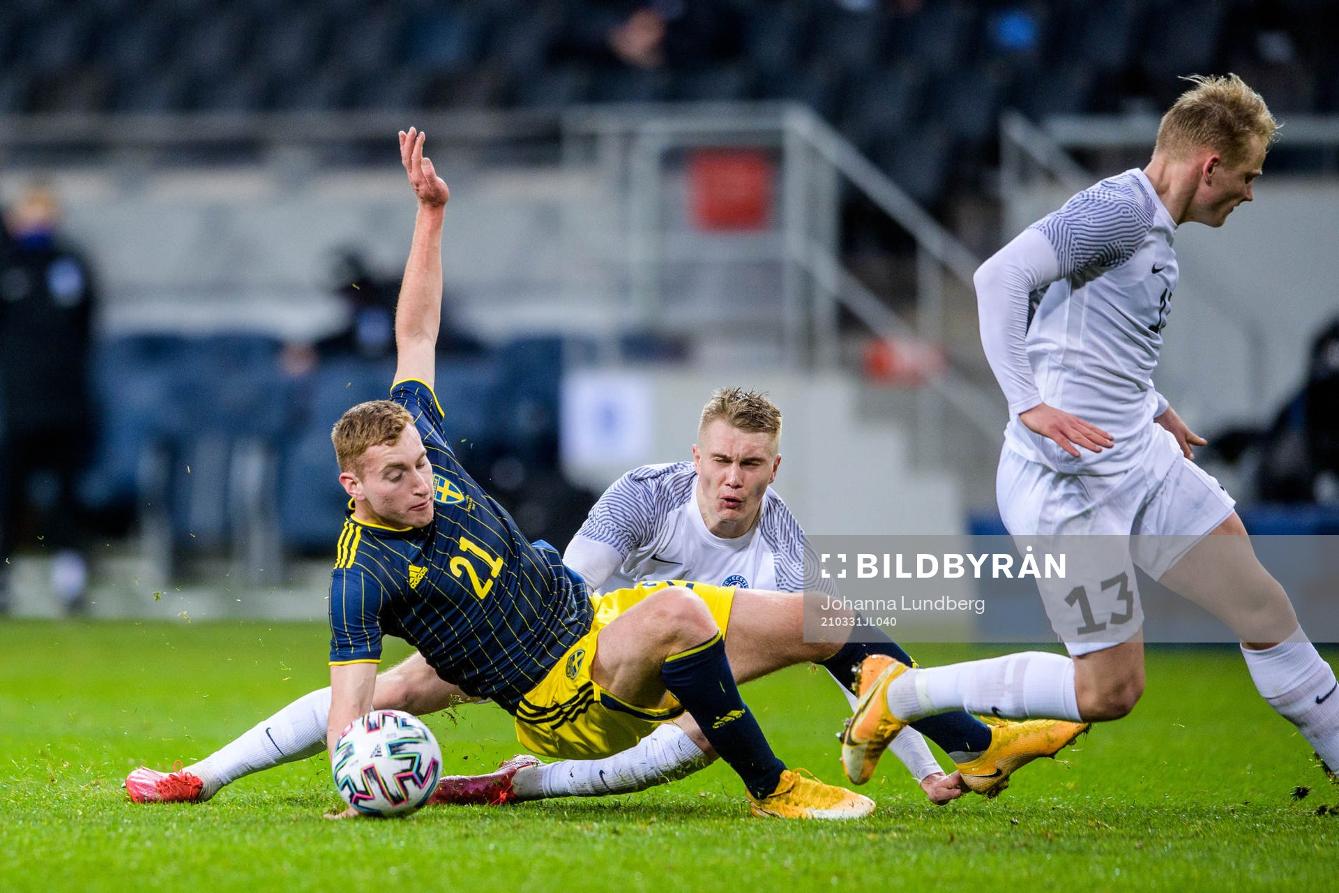 Henrik Pürg of Estonia and Dejan Kulusevski of Sweden
