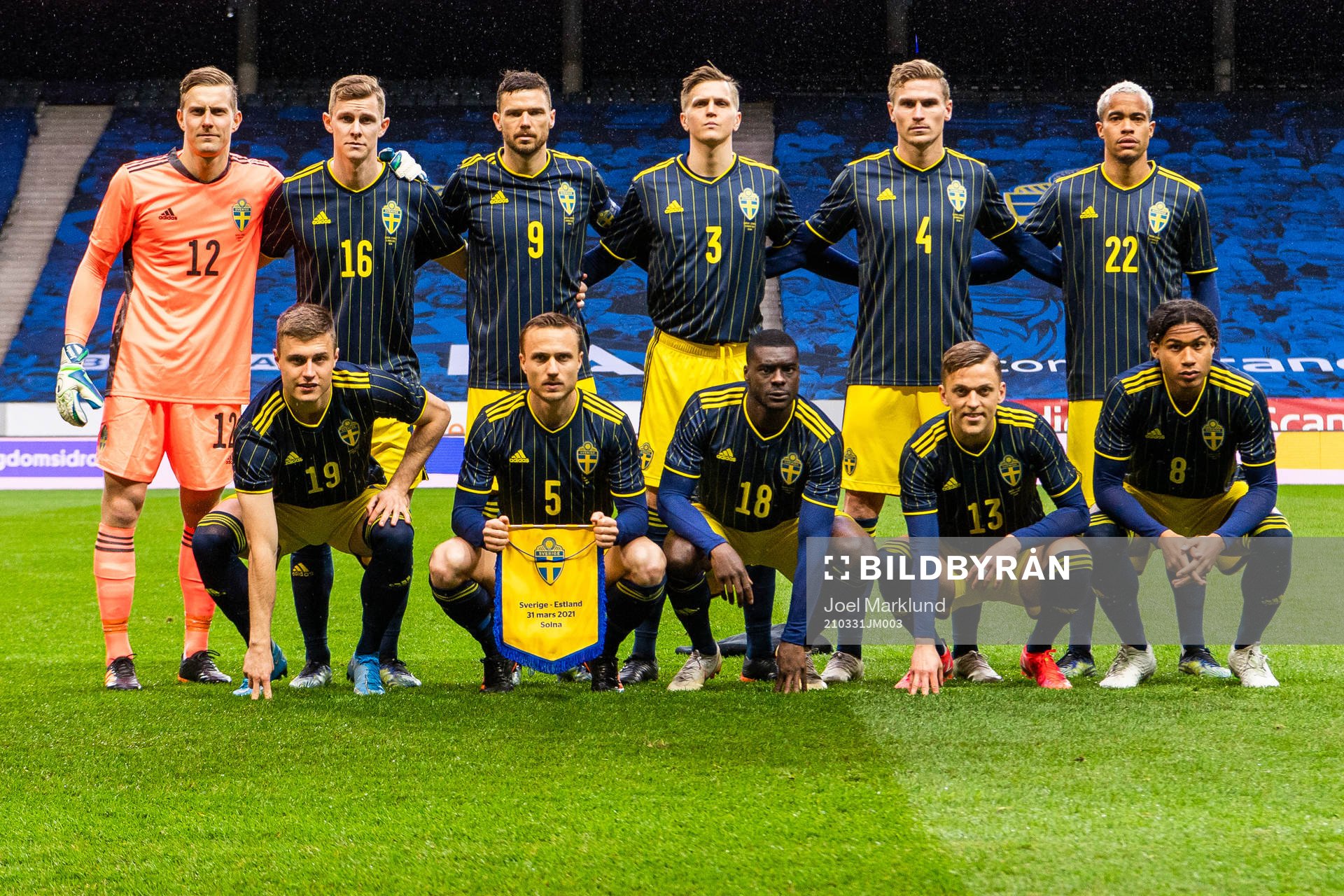 The starting eleven of Sweden Goalkeeper Karl-Johan