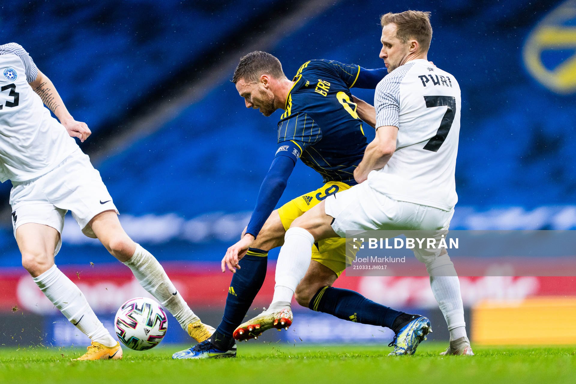 Marcus Berg of Sweden and Sander Puri of Estonia