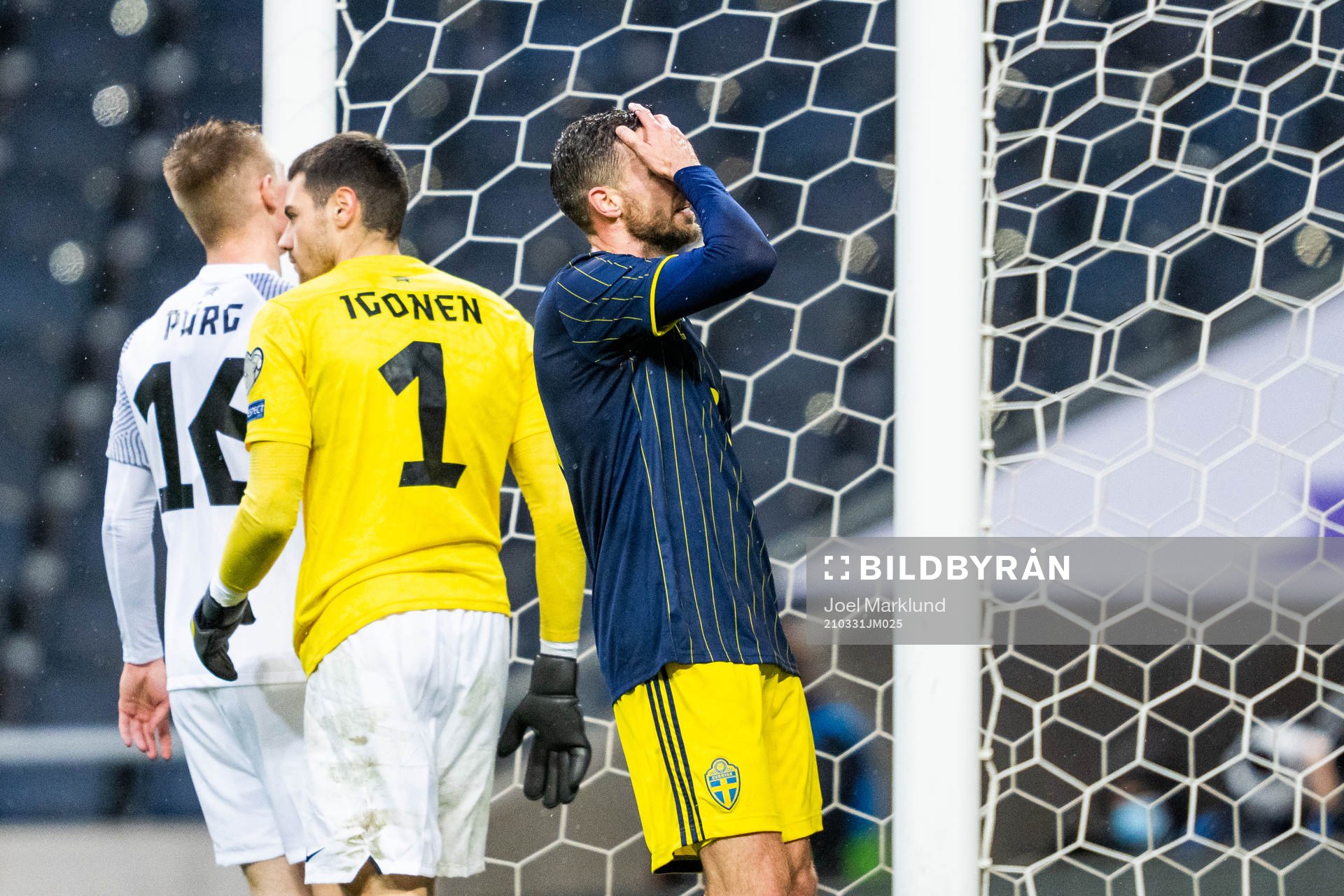 Marcus Berg of Sweden reacts