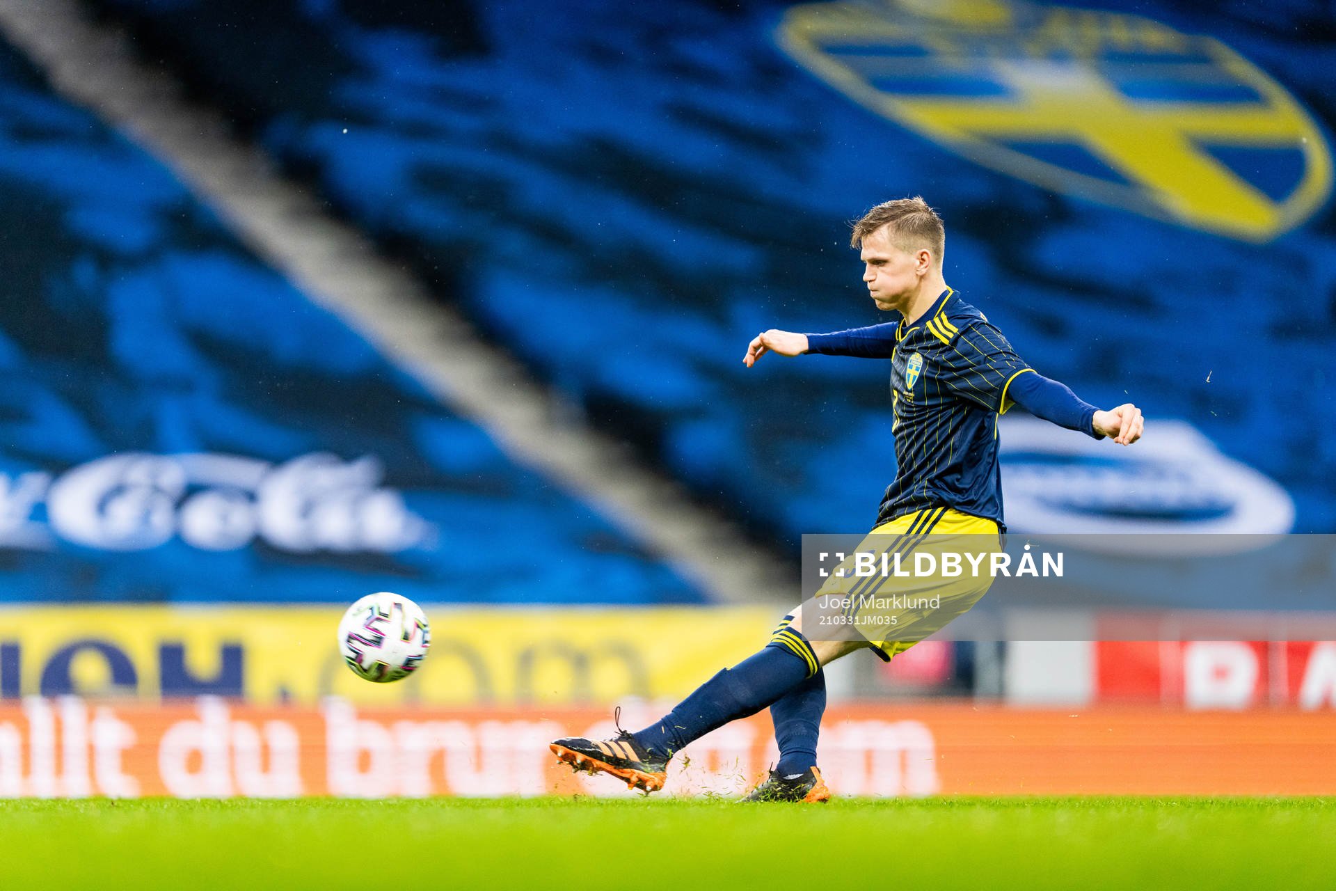 Joakim Nilsson of Sweden