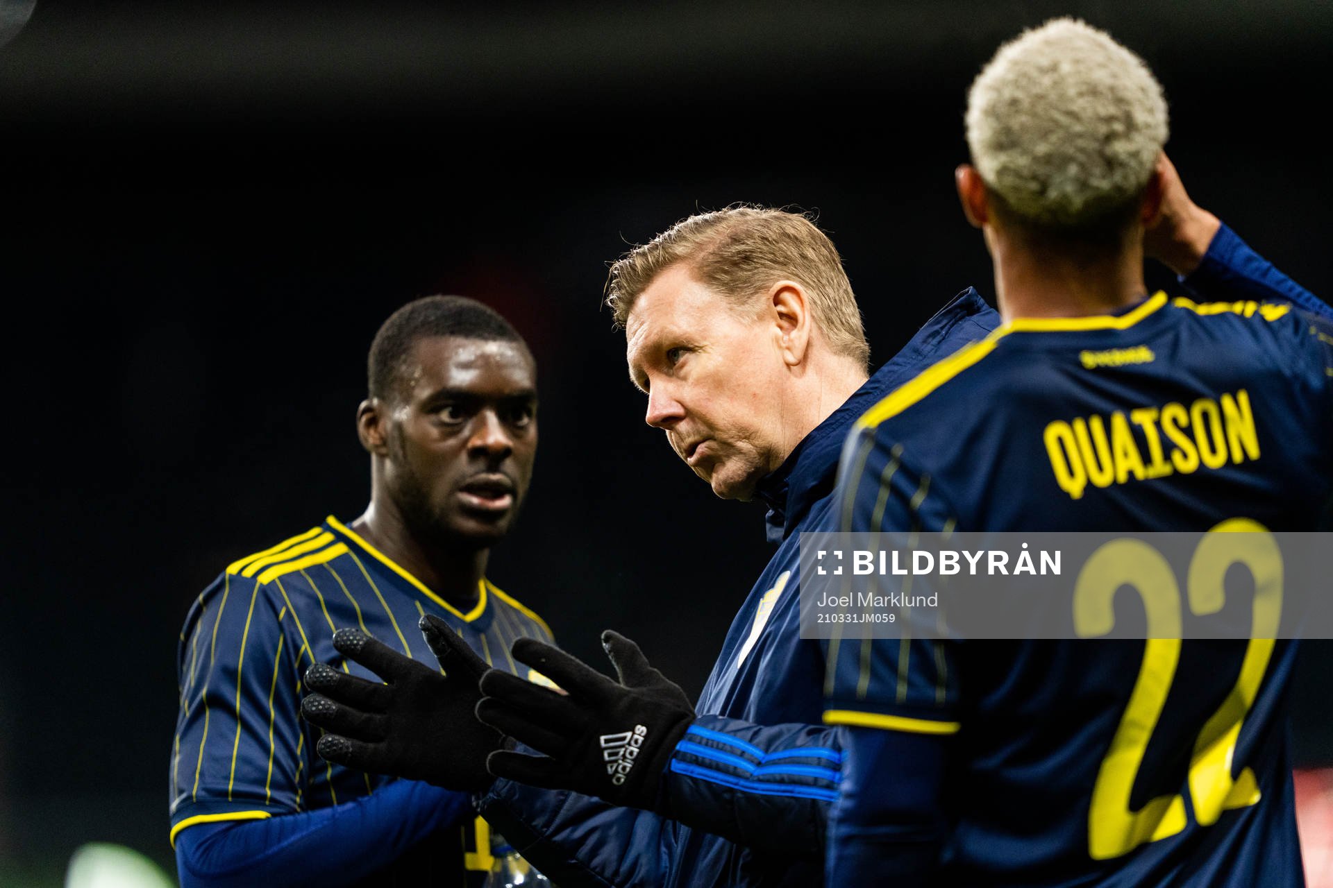 Ken Sema and assistant coach Peter Wettergren of Sweden