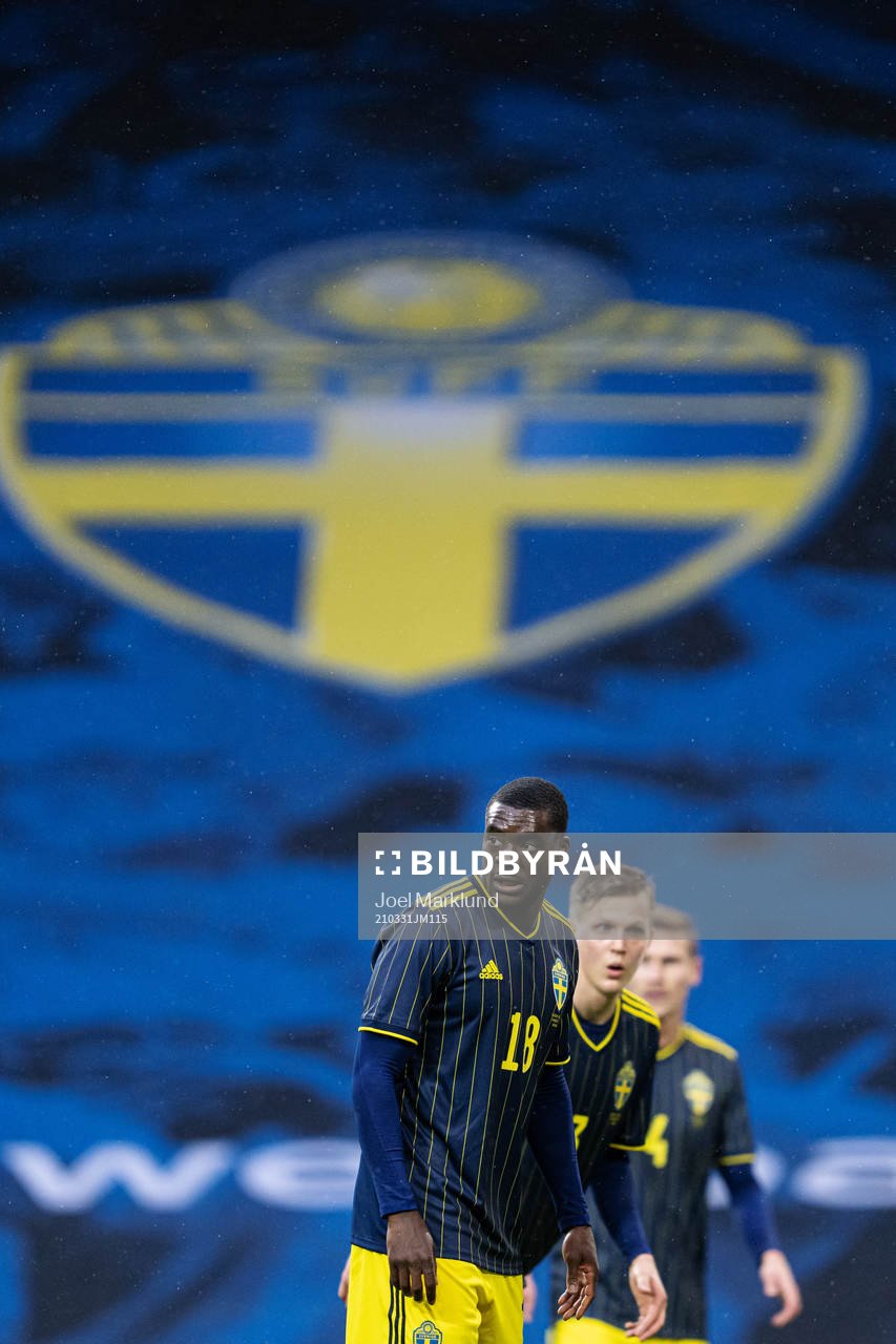 Ken Sema of Sweden