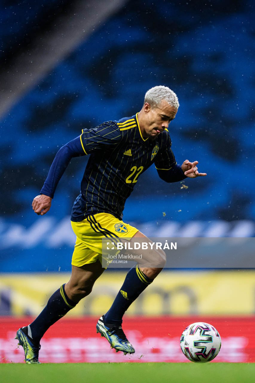 Robin Quaison of Sweden