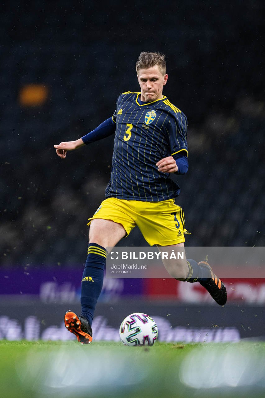 Joakim Nilsson of Sweden