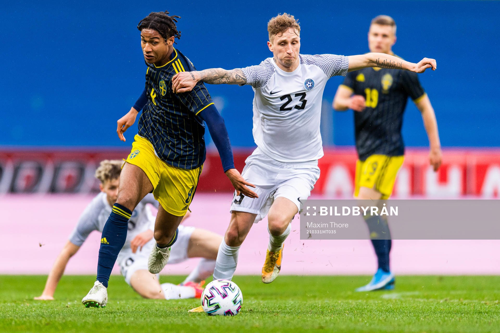 Jens-Lys Cajuste of Sweden and Bogdan Vastsuk of Estonia