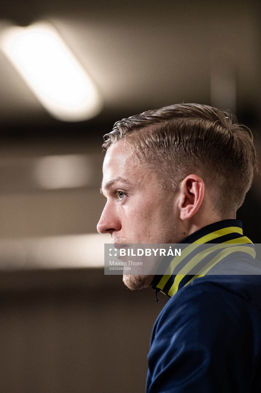Jesper Karlsson of Sweden