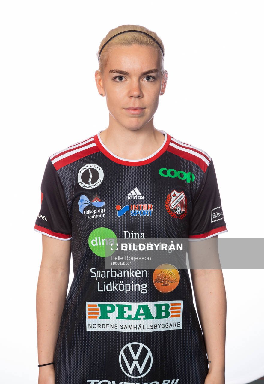 Lidköpings Maeve Burger poserar för ett porträtt den 31 mars 2021 i Lidköping.