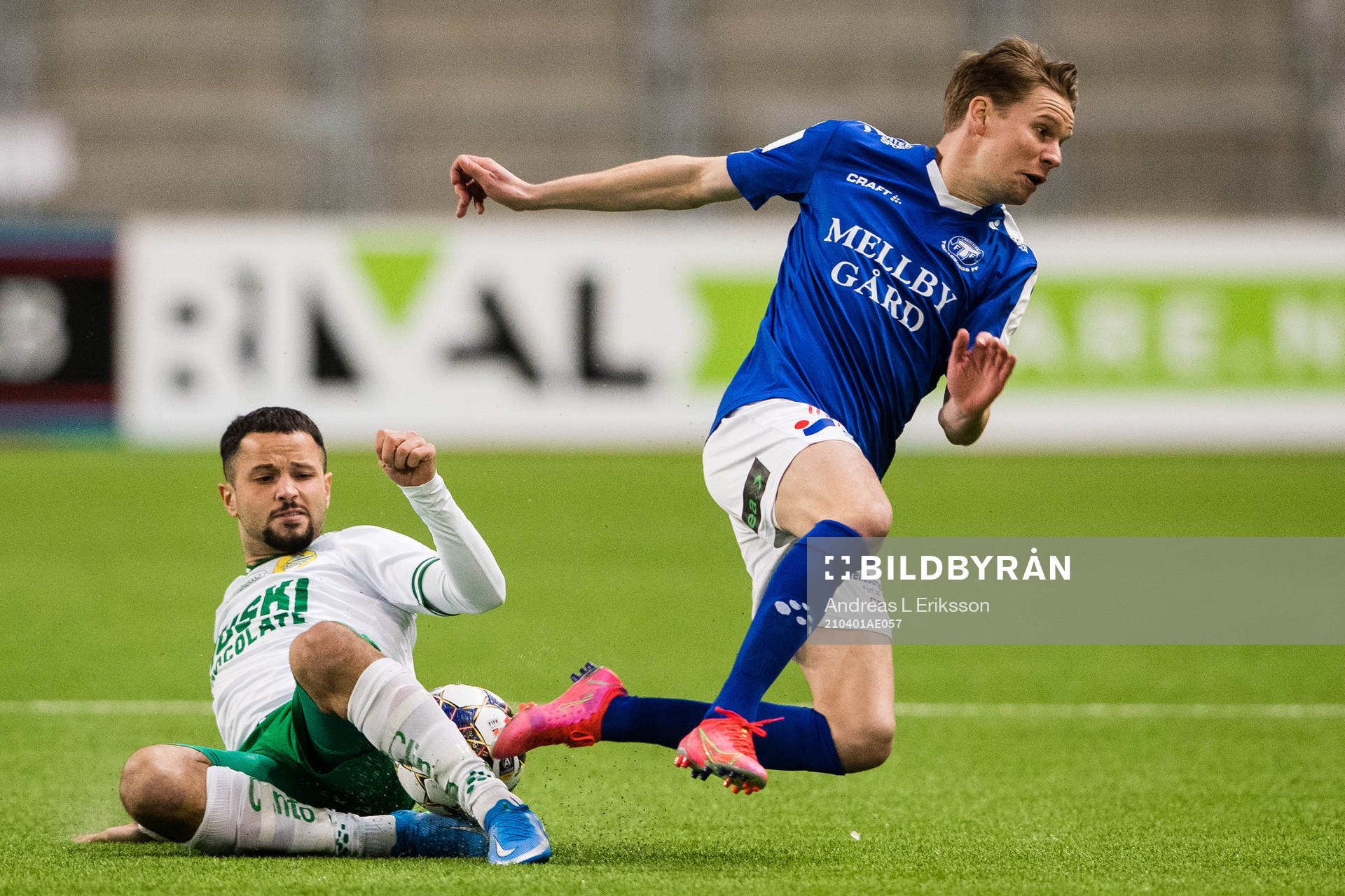 Hammarbys Mohanad Jeahze och Trelleborgs Johan Blomberg