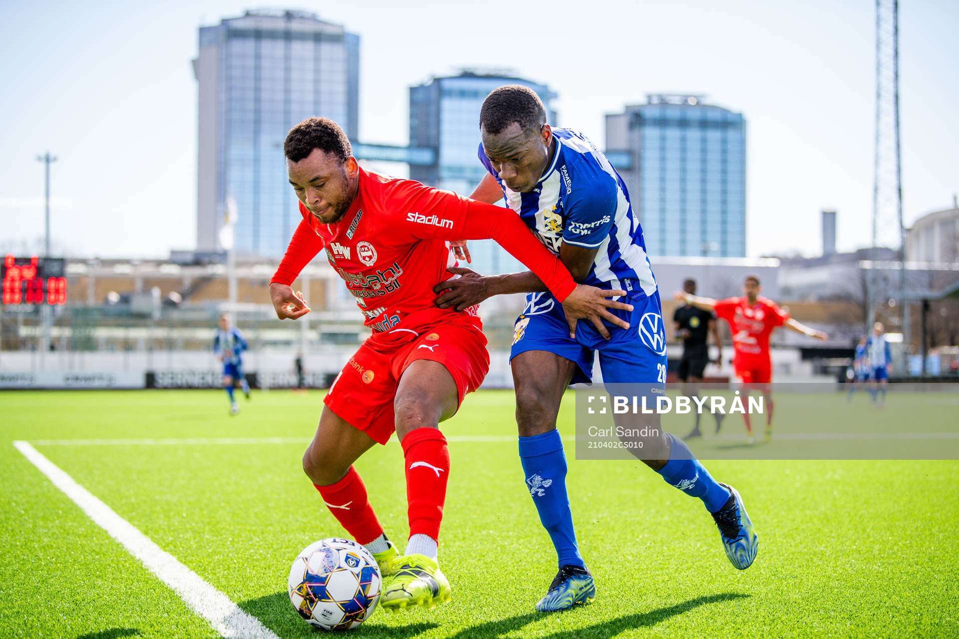 Värnamos Abdussalam Magashy och IFK Göteborgs Alhassan