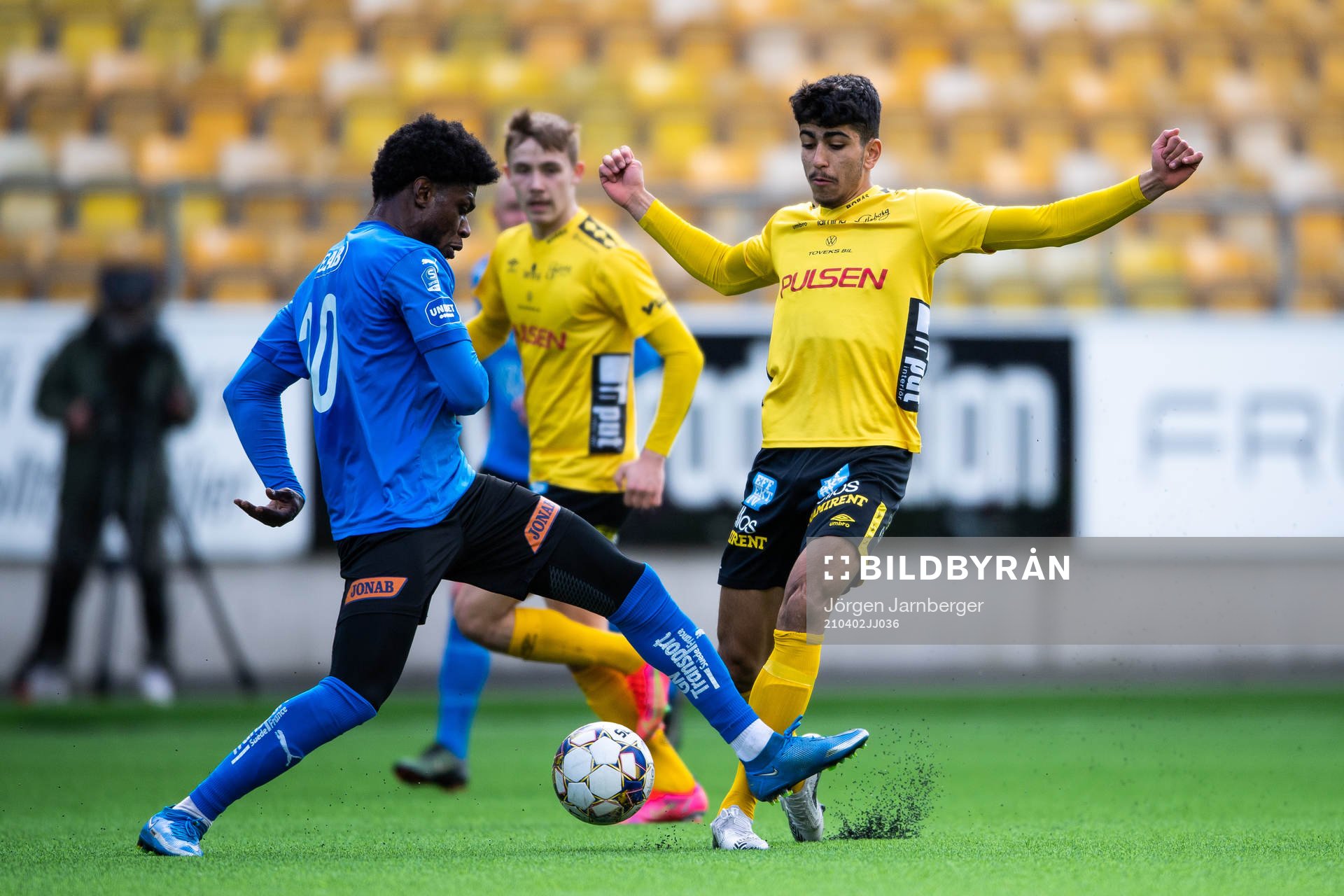 Halmstads Joseph Baffoe och Elfsborgs Ahmed Qasem