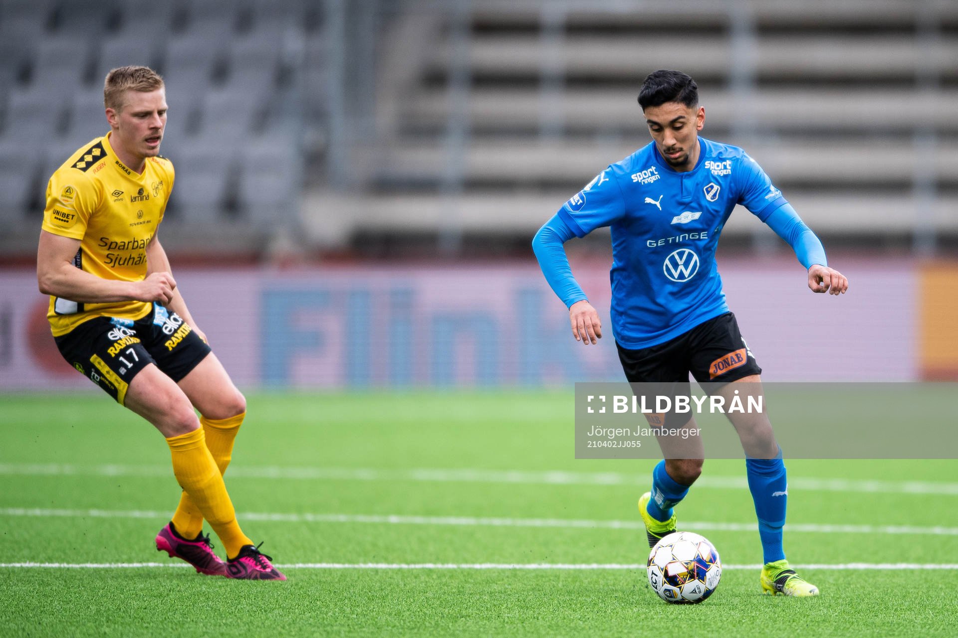 Halmstads Amir Al-Ammari och Elfsborgs Per Frick