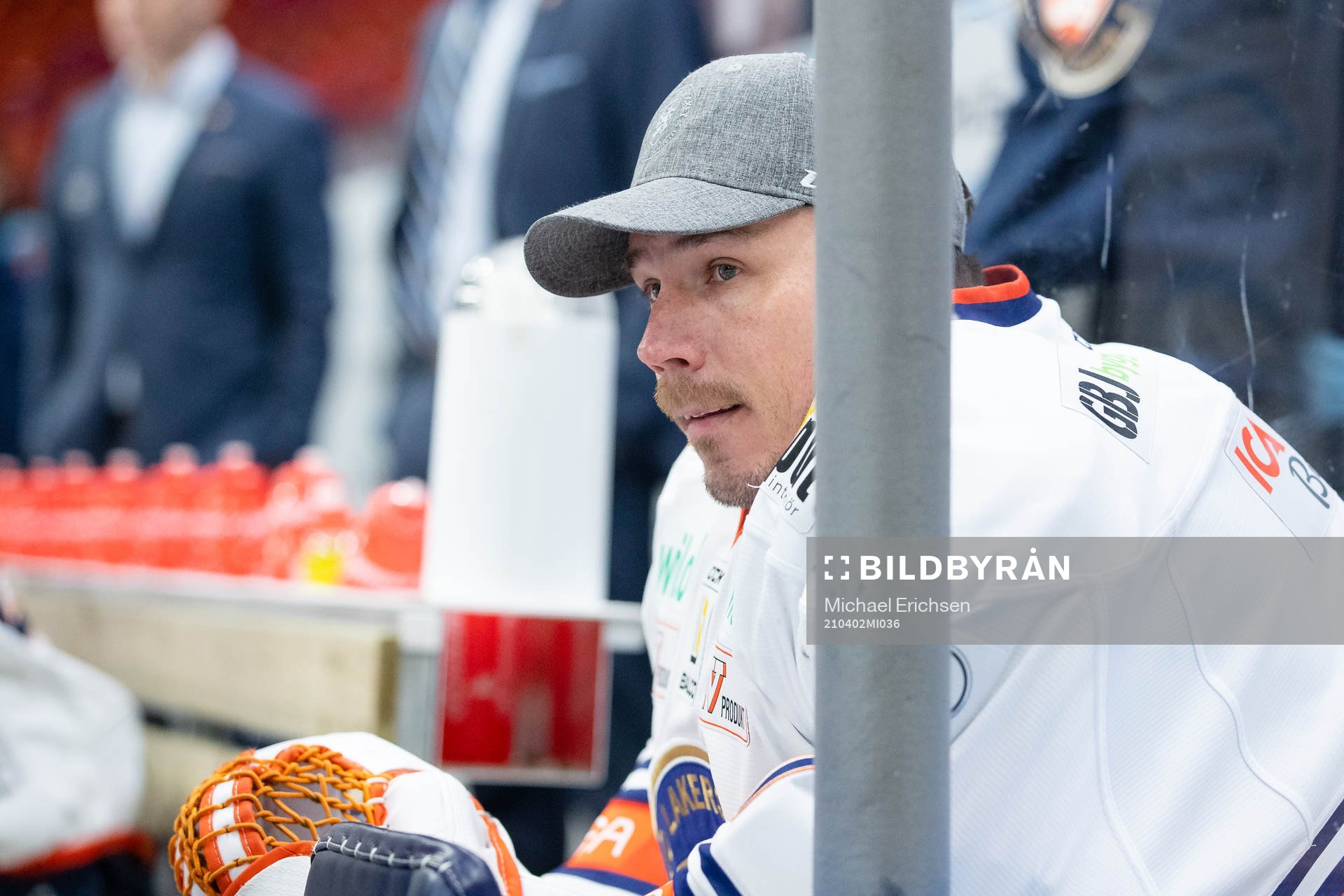 Växjös målvaktstränare Andreas Andersson ombytt som