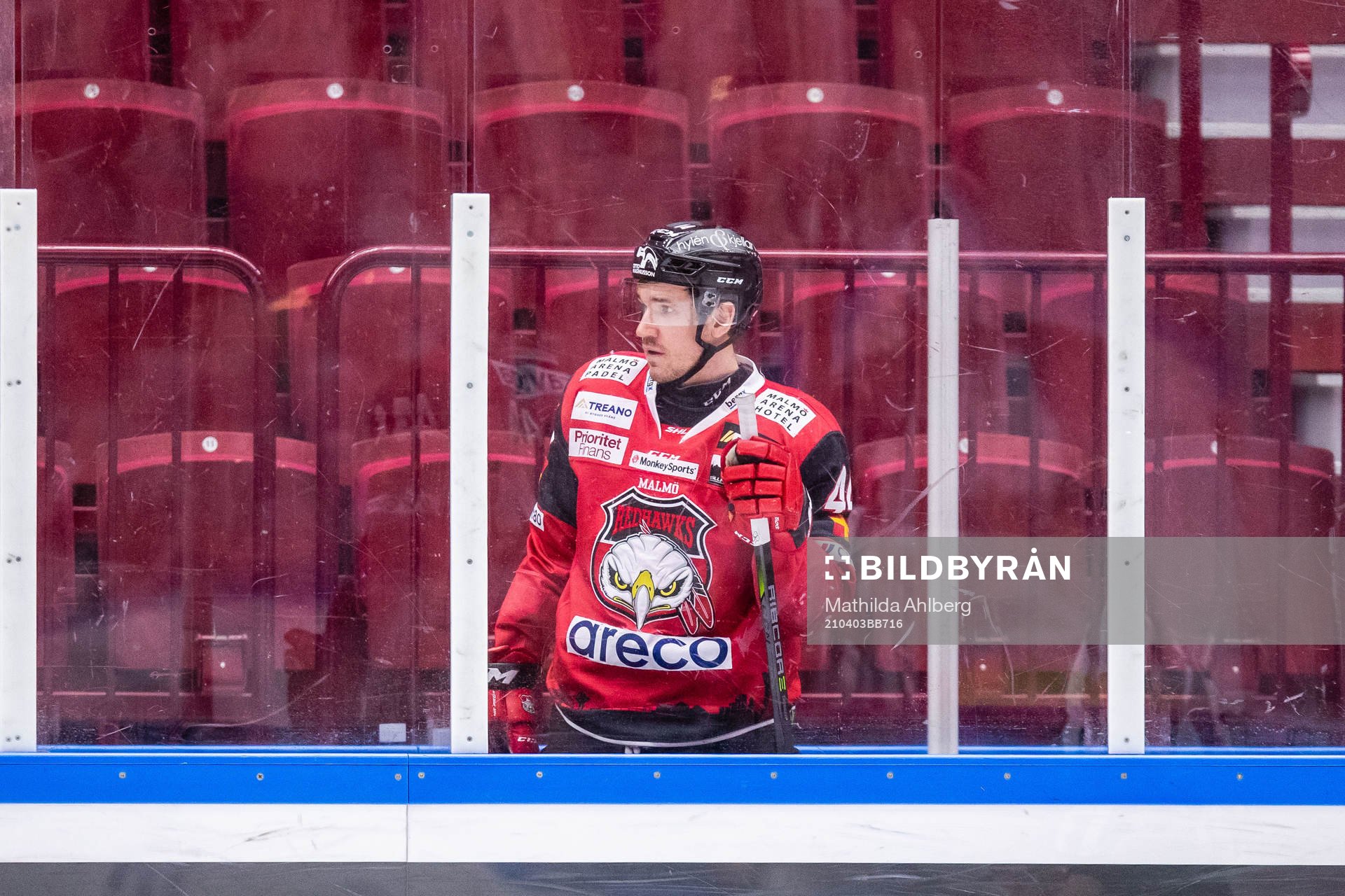 Malmö Redhawks Jesper Jensen Aabo i utvisningsbåset