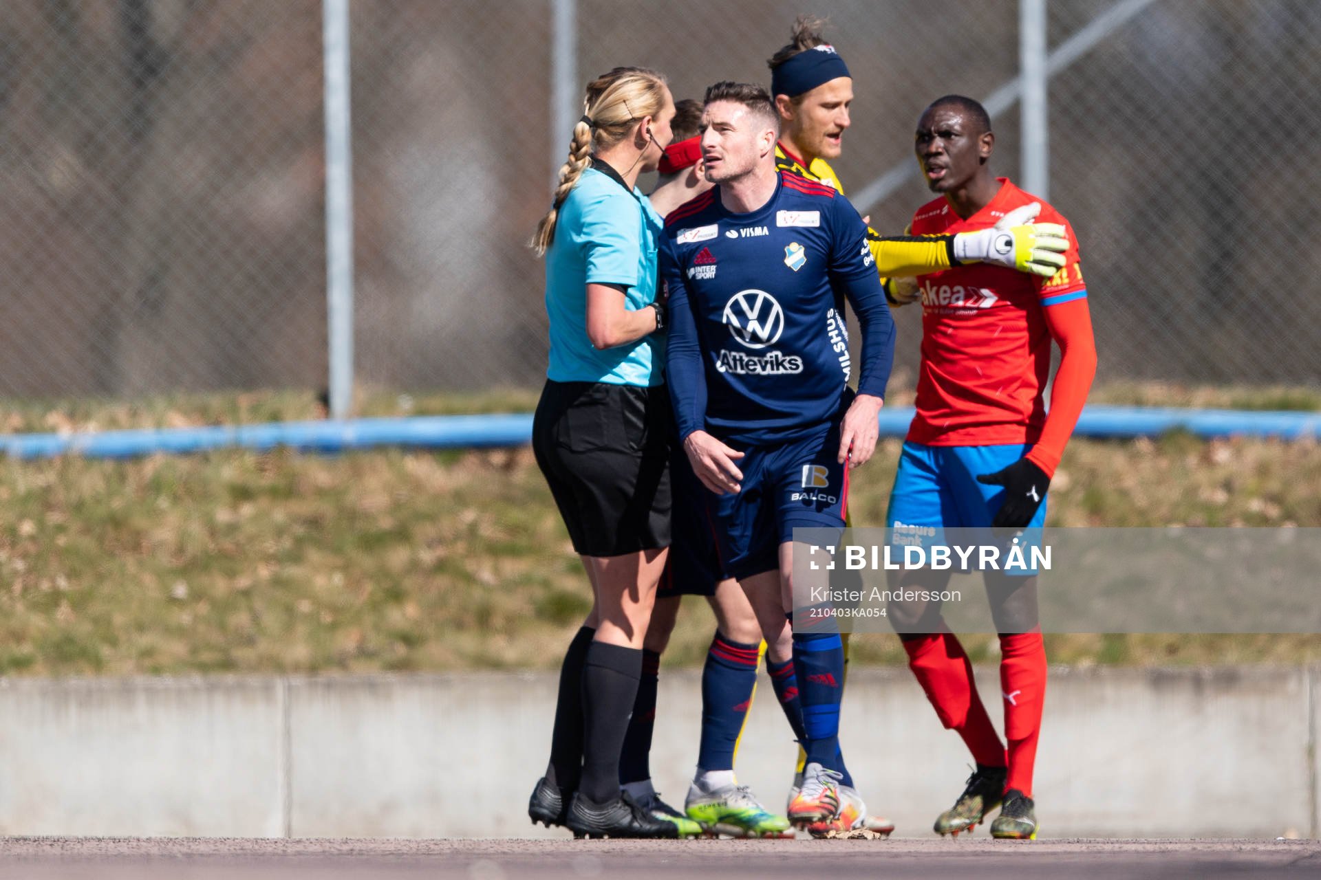 Östers James Keene och Helsingborgs Ravy Tsouka-Dozi