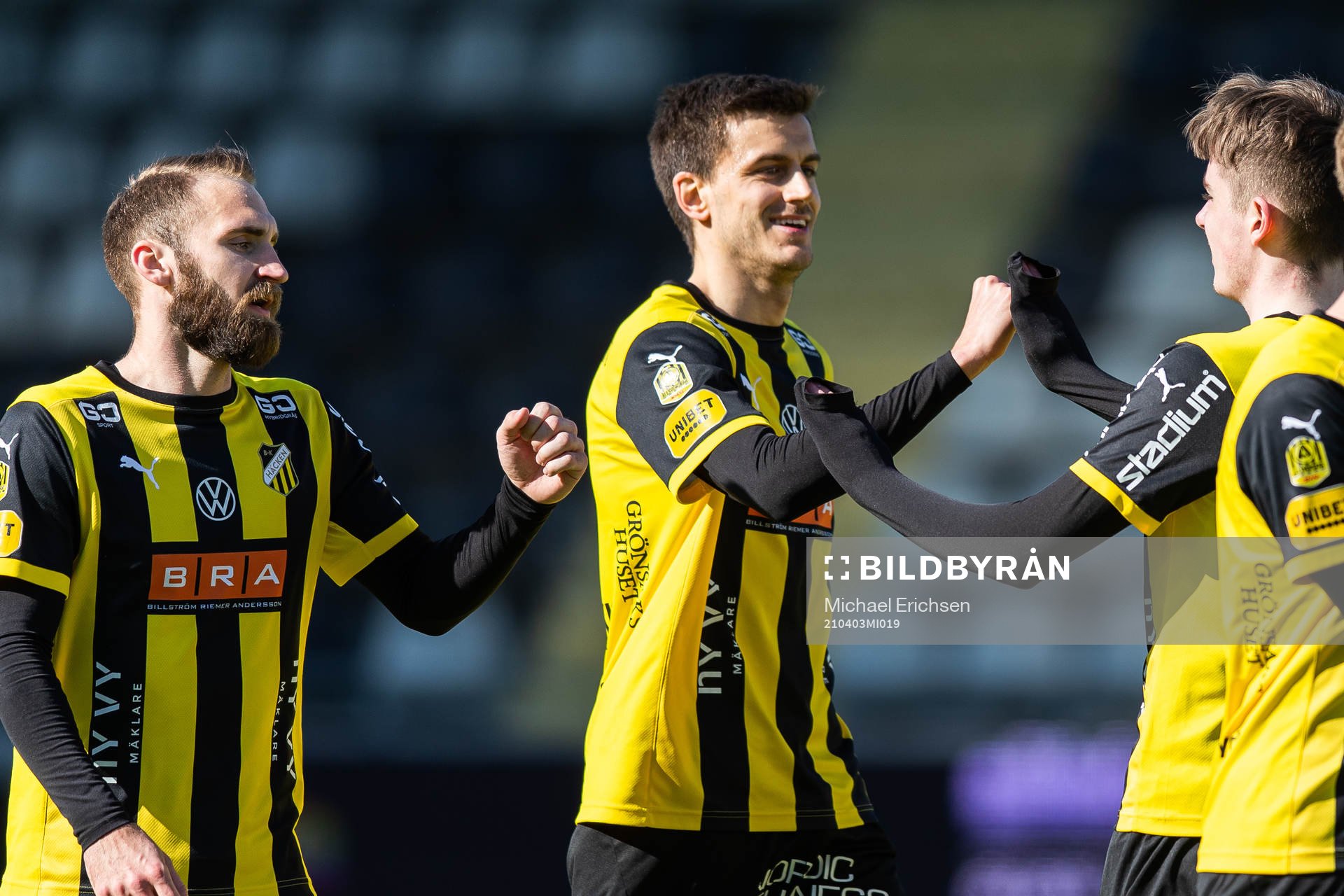 Häckens Alexander Jeremejeff  jublar