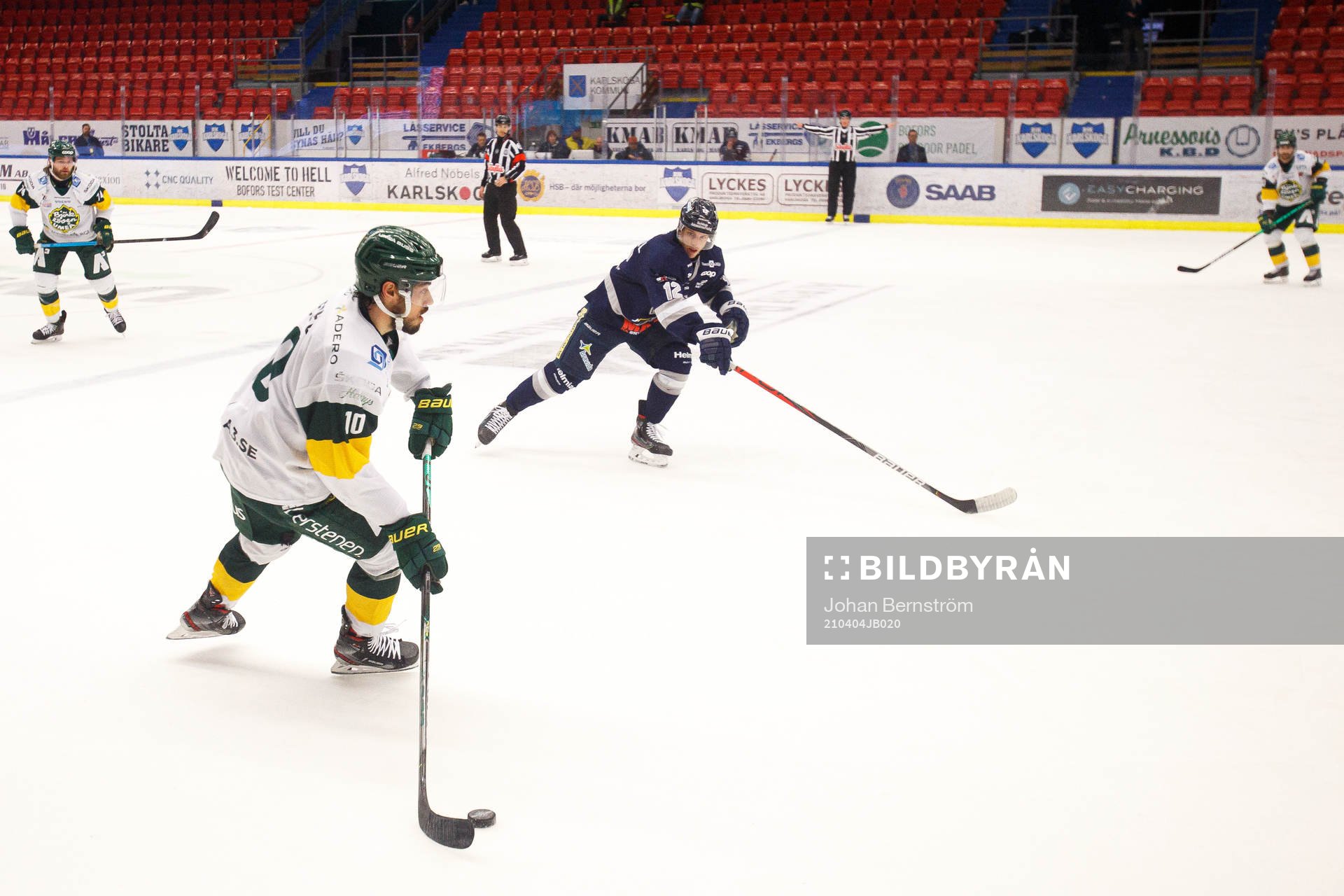 Björklövens Tyler Vesel och Karlskogas Gustaf Thorell