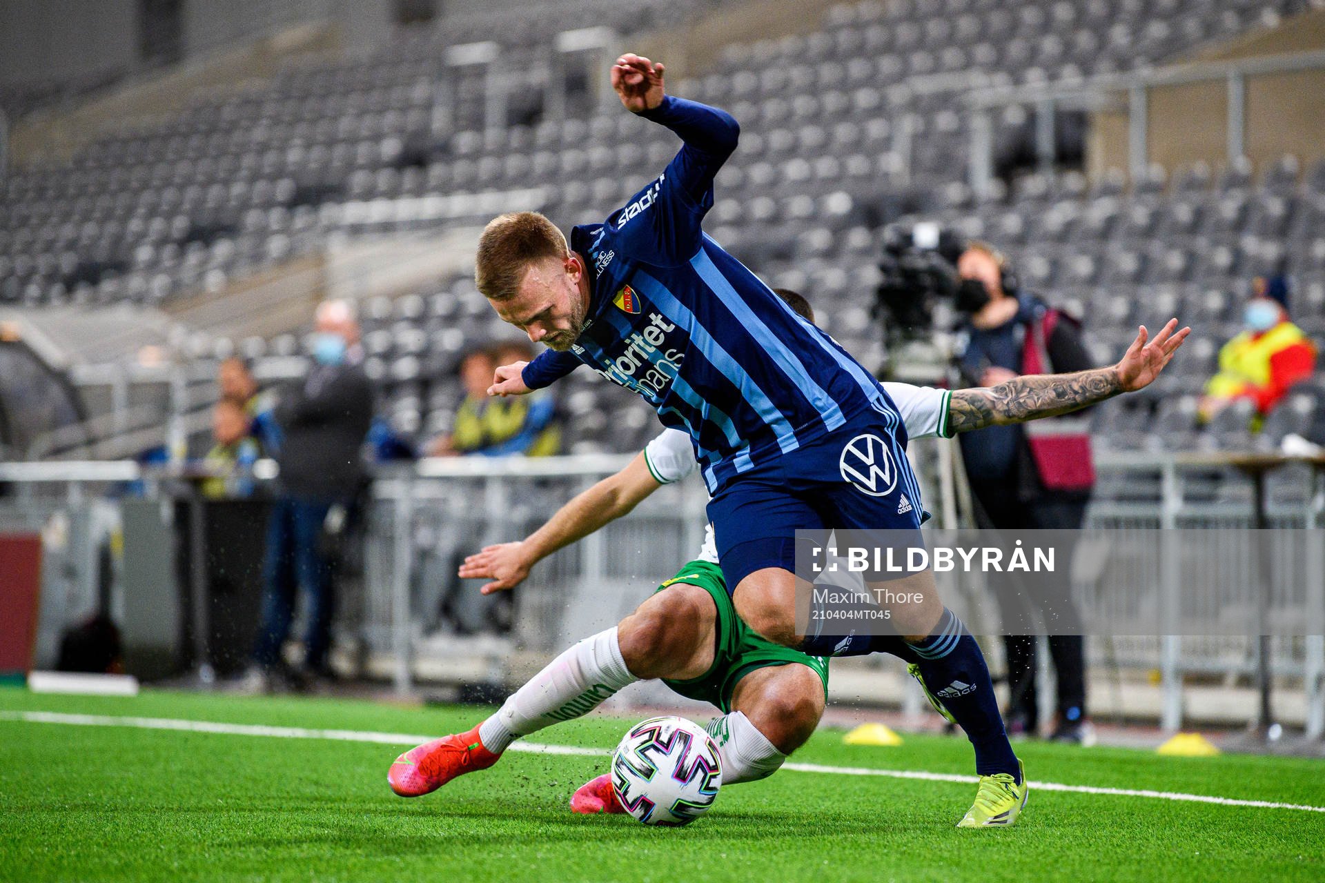 Djurgårdens Nicklas Bärkroth och Hammarbys Vladimir Rodic