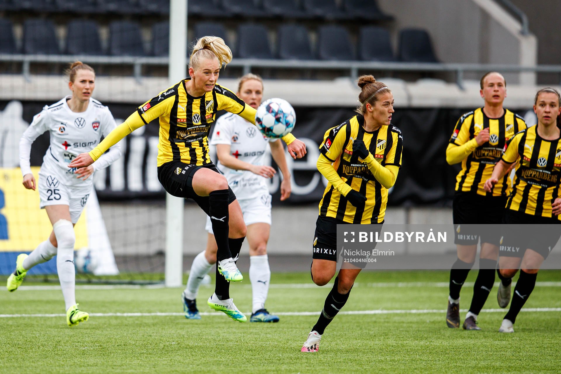 Häckens Stina Blackstenius