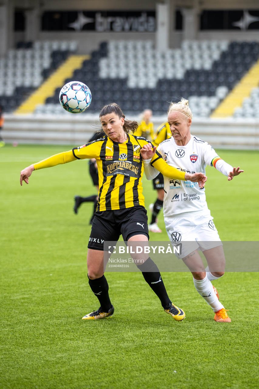 Häckens Pauline Hammarlund mot Rosengårds Caroline Seger