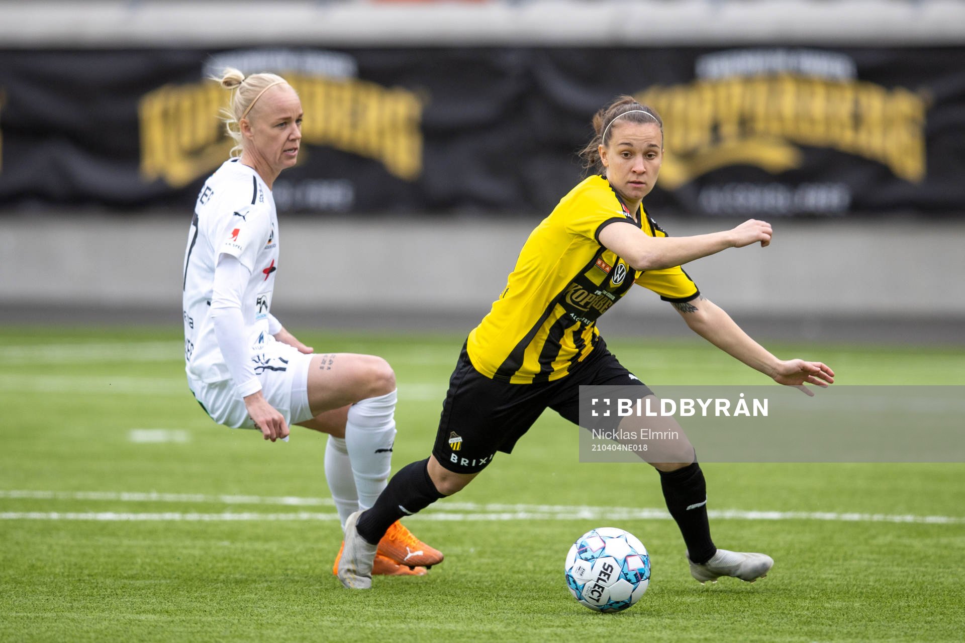 Häckens Julia Zigiotti Olme mot Rosengårds Caroline Seger
