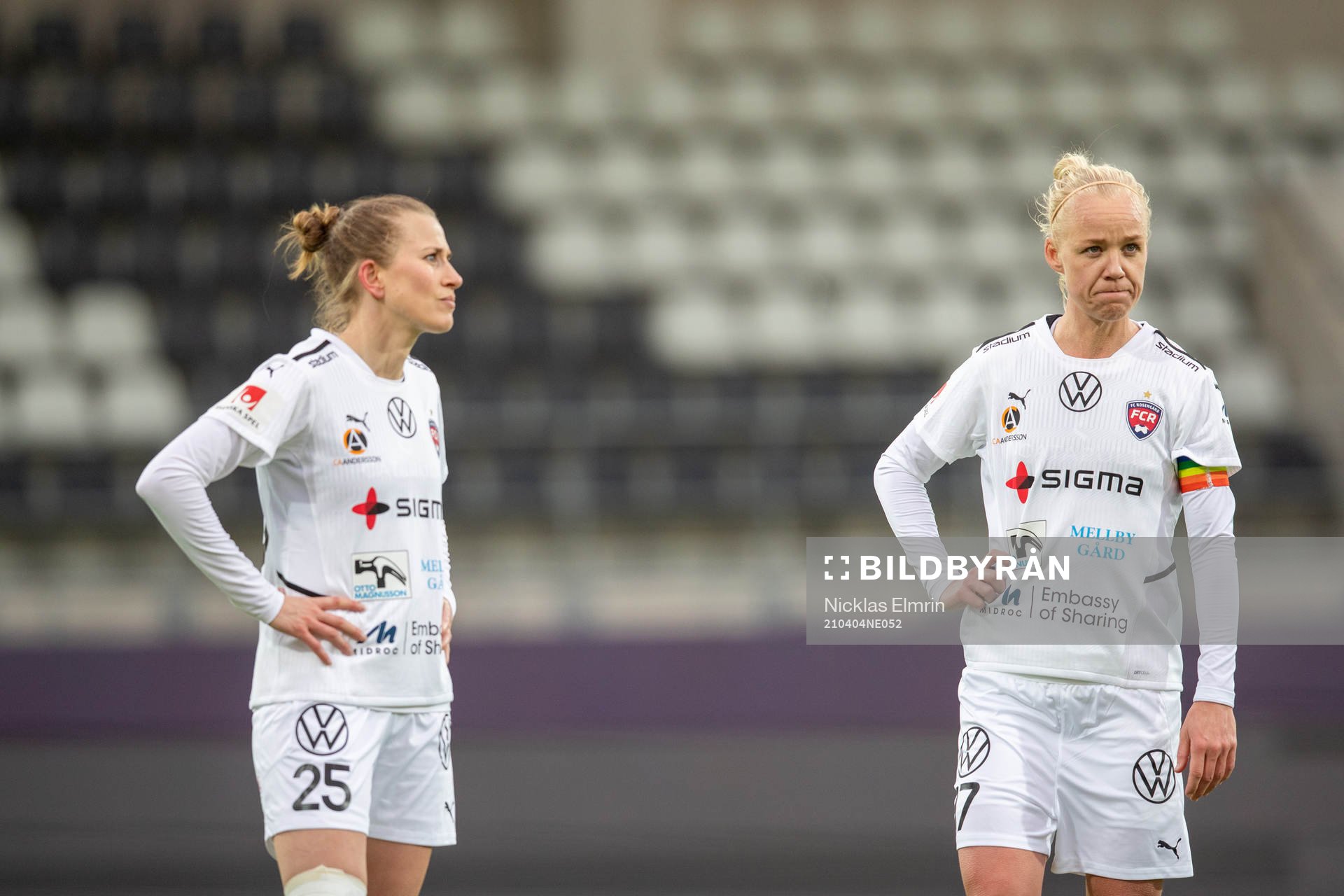 Rosengårds Emma Berglund och Caroline Seger deppar