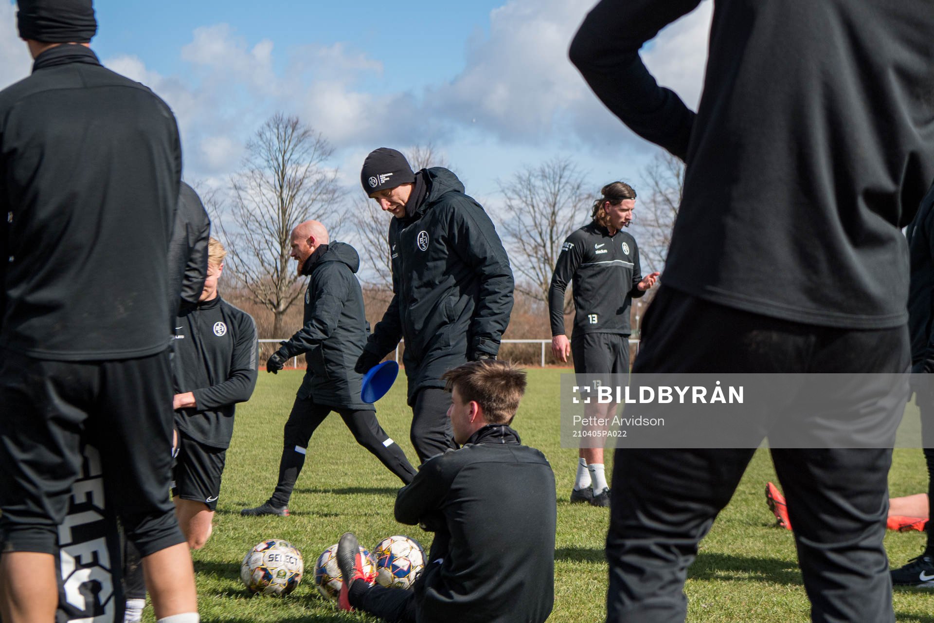 Tränare Billy Magnusson under en fotbollsträning med Landskrona den 5 april 2021 i Landskrona. 