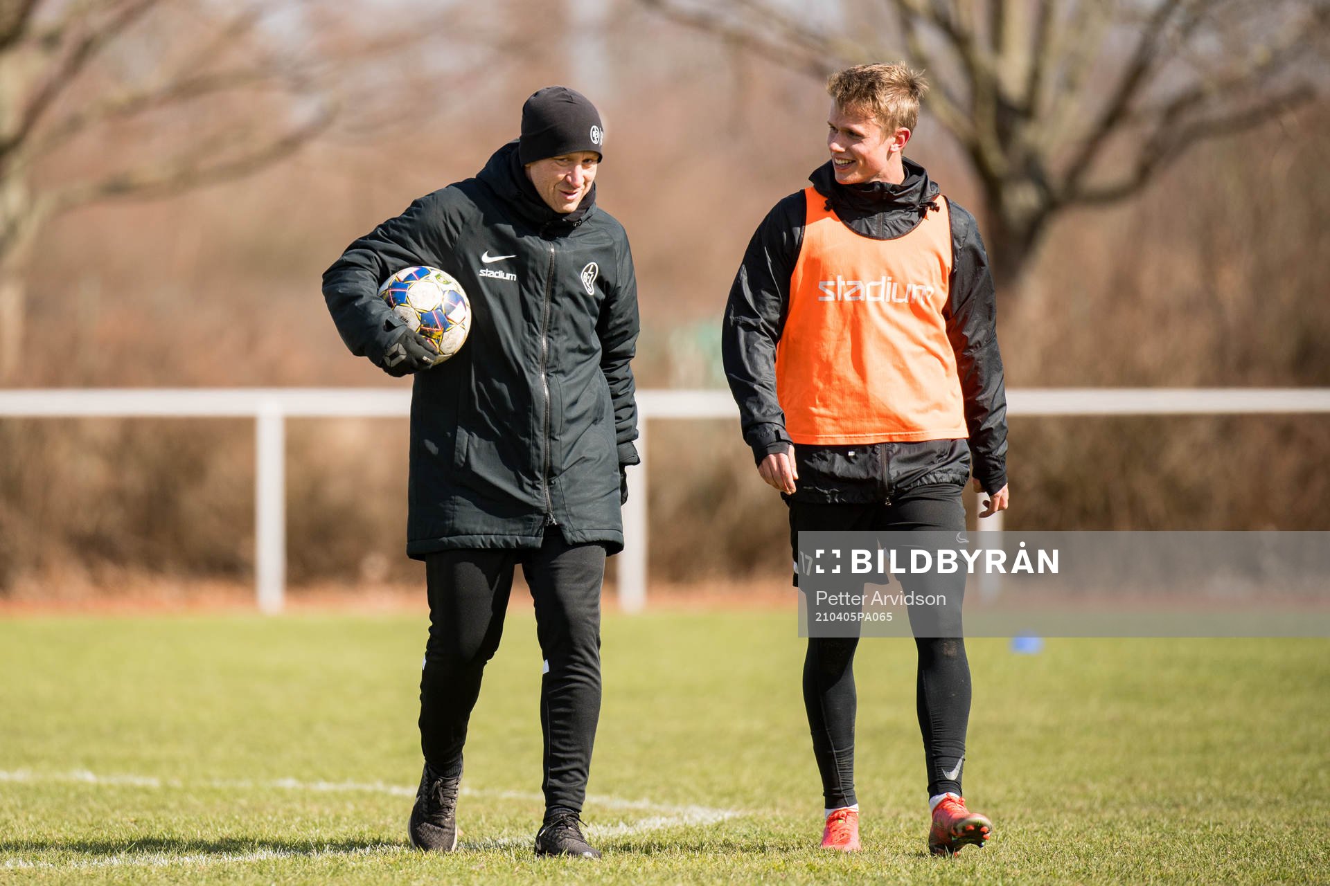 Tränare Billy Magnusson och Oscar Petersson