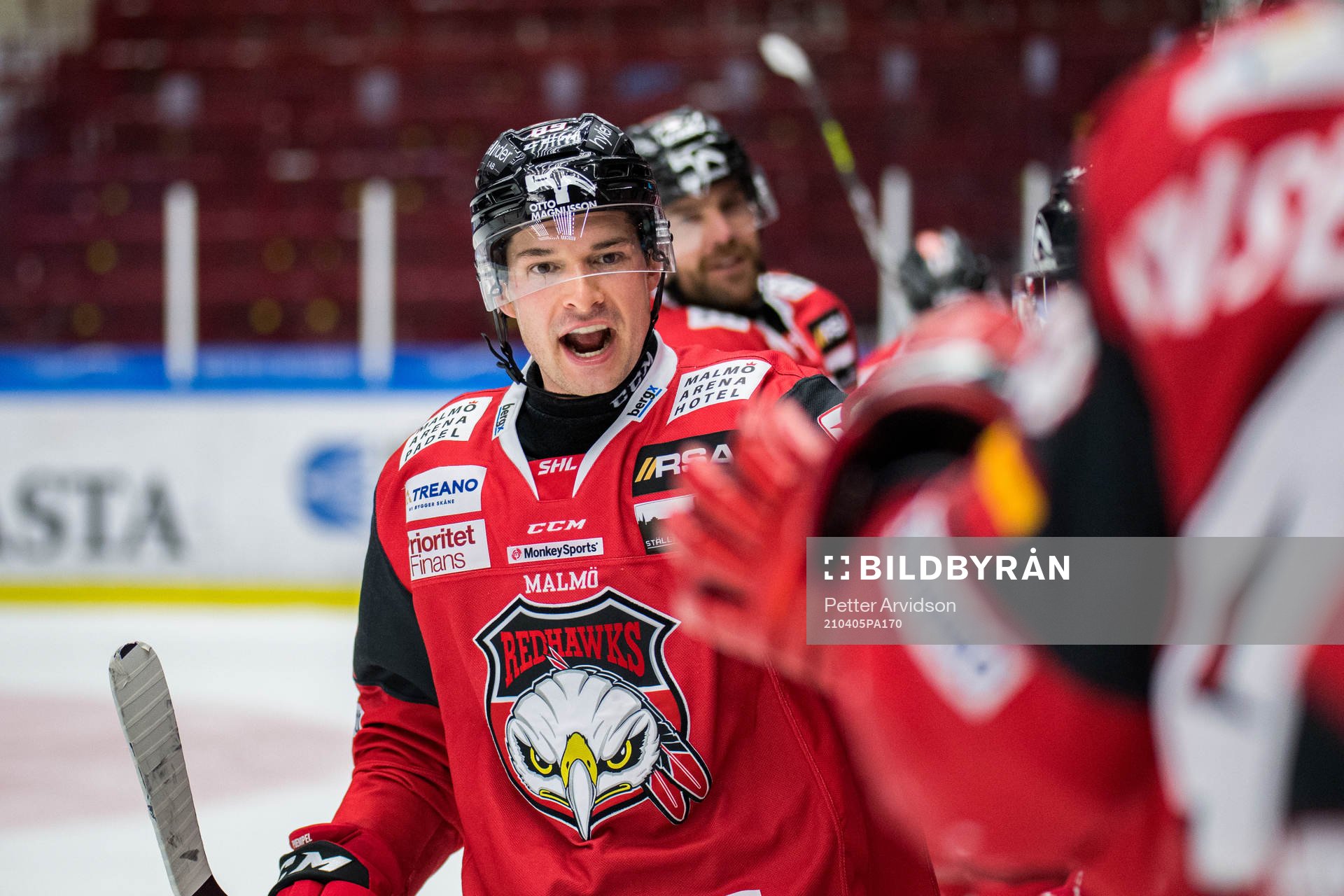 Malmö Redhawks Matt Puempel jublar