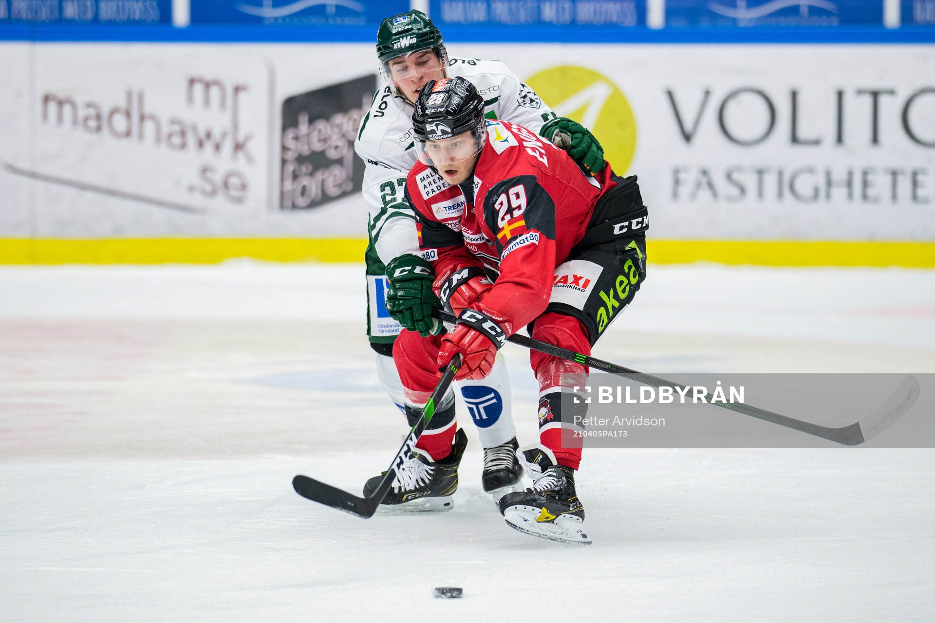 Malmö Redhawks Eric Engstrand och Färjestads Oskar Bäck
