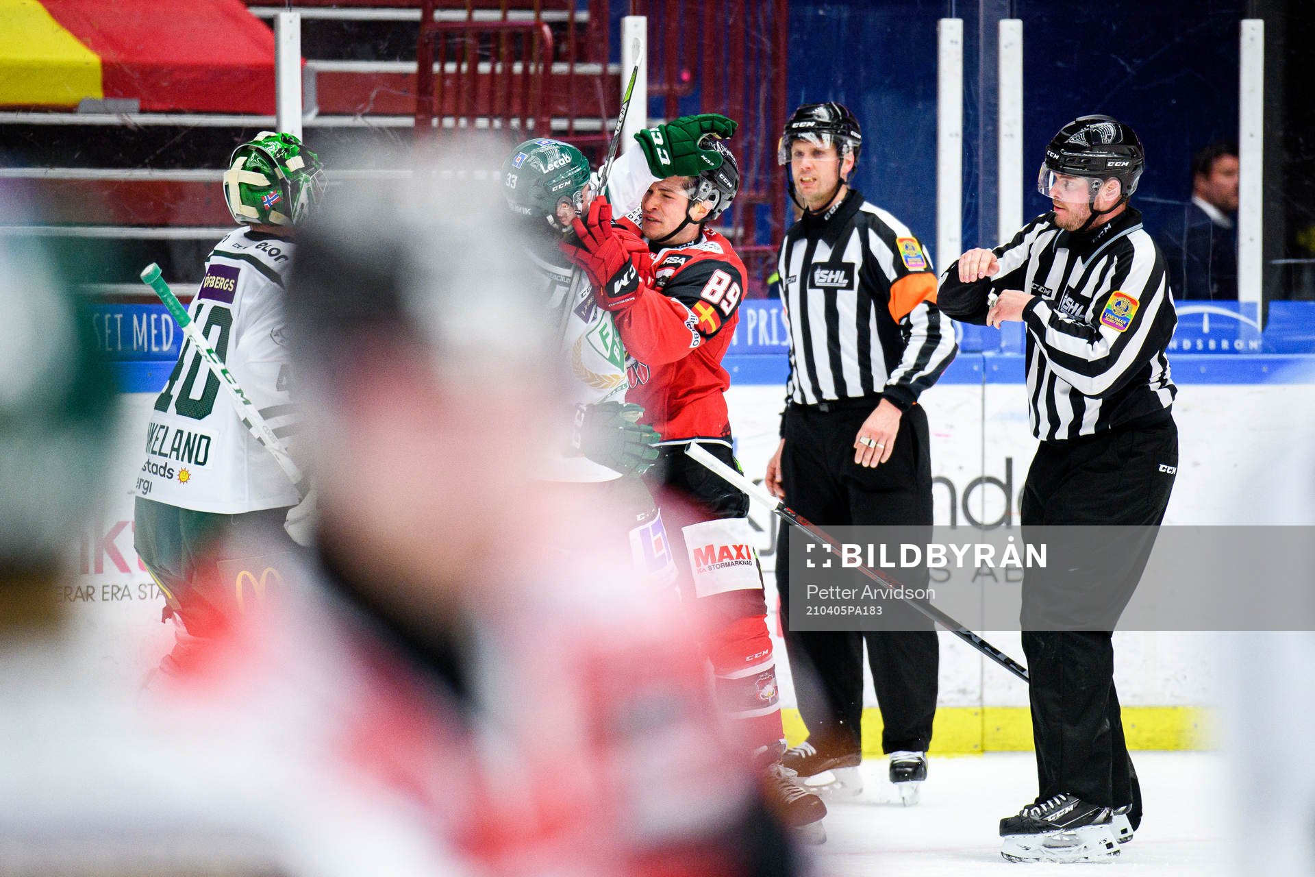 Färjestads Albert Johansson och Malmö Redhawks Matt