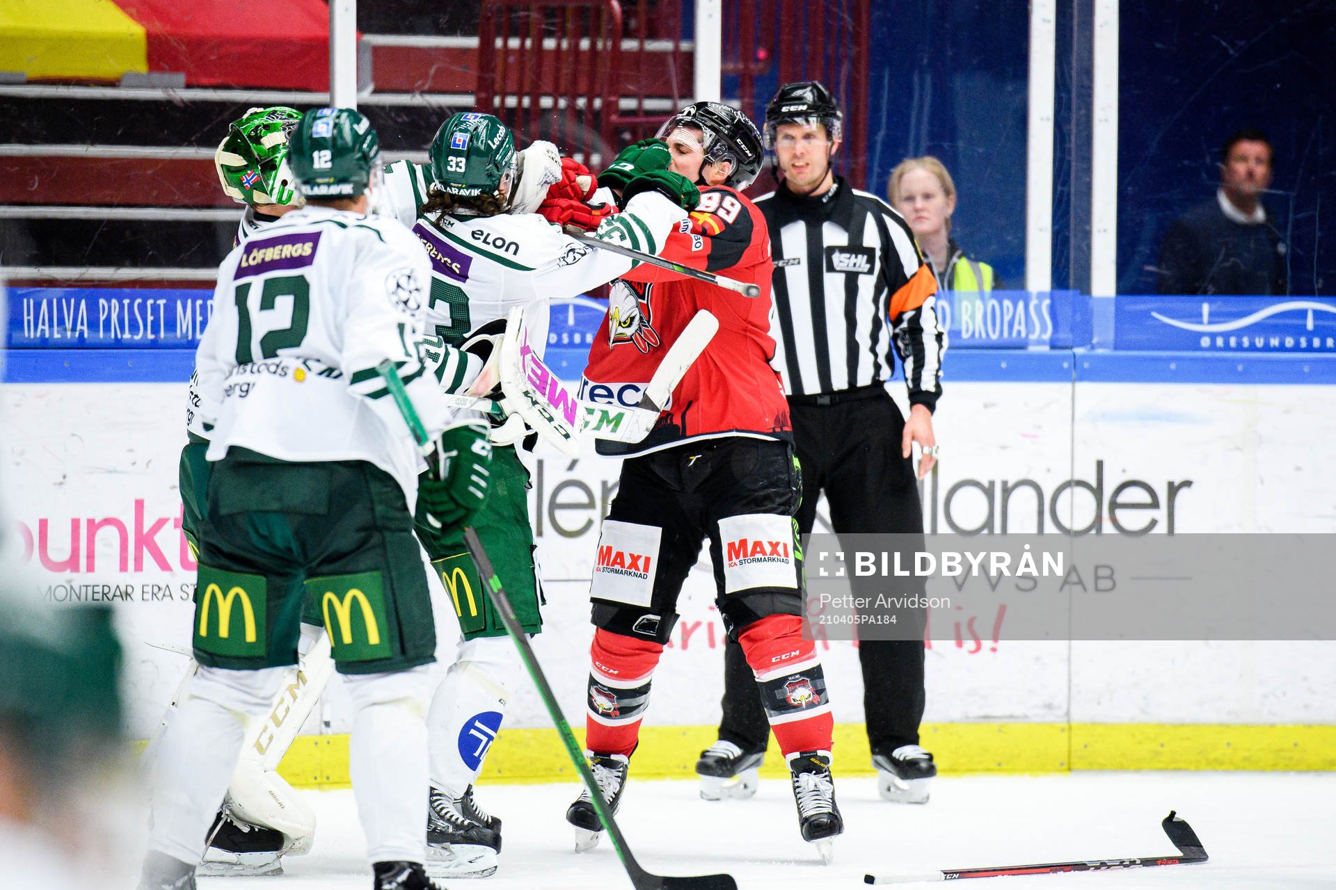 Färjestads Albert Johansson och Malmö Redhawks Matt