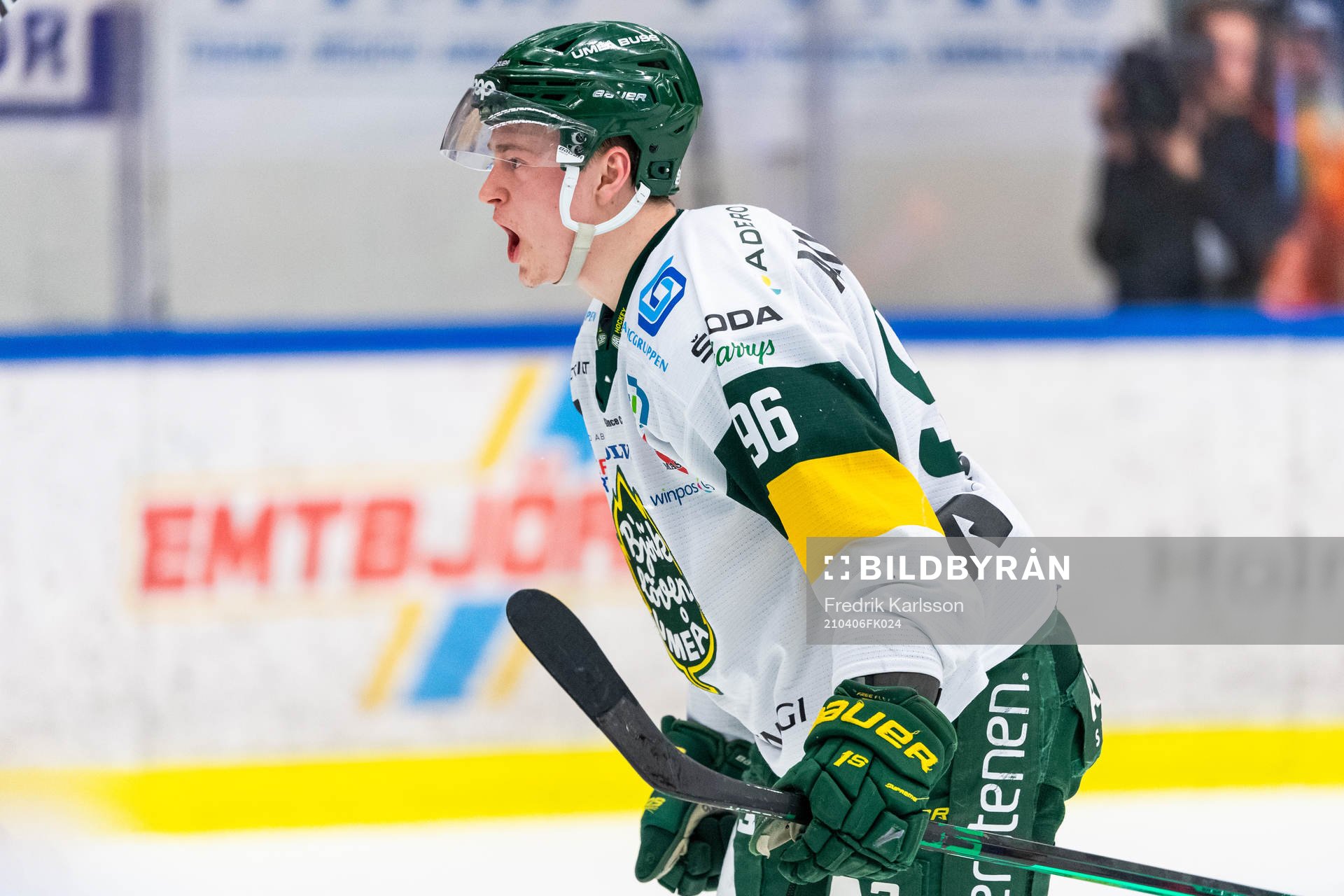 Björklövens Pontus Andreasson jublar