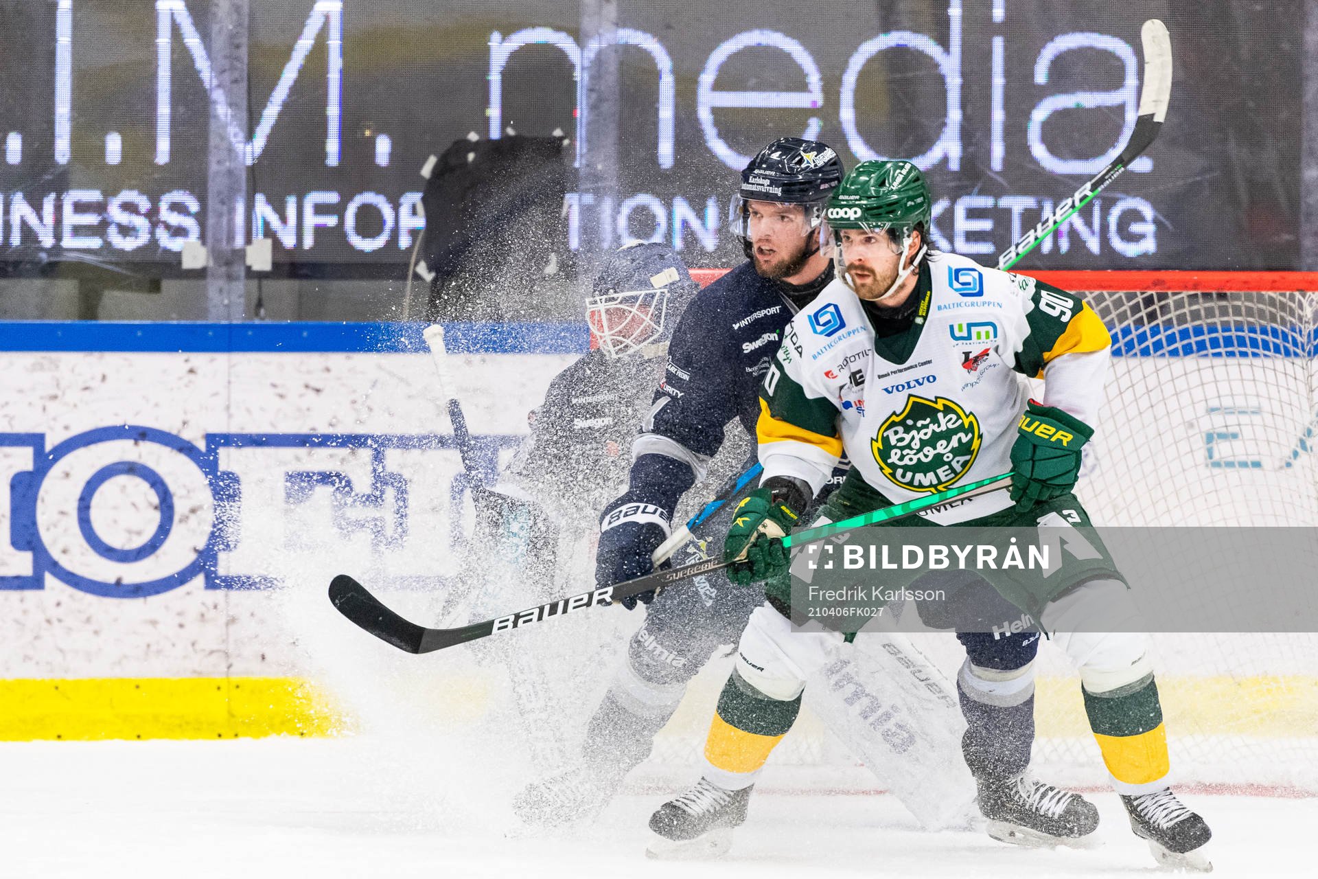 Karlskogas målvakt Stefan Steen och Alexander Leandersson