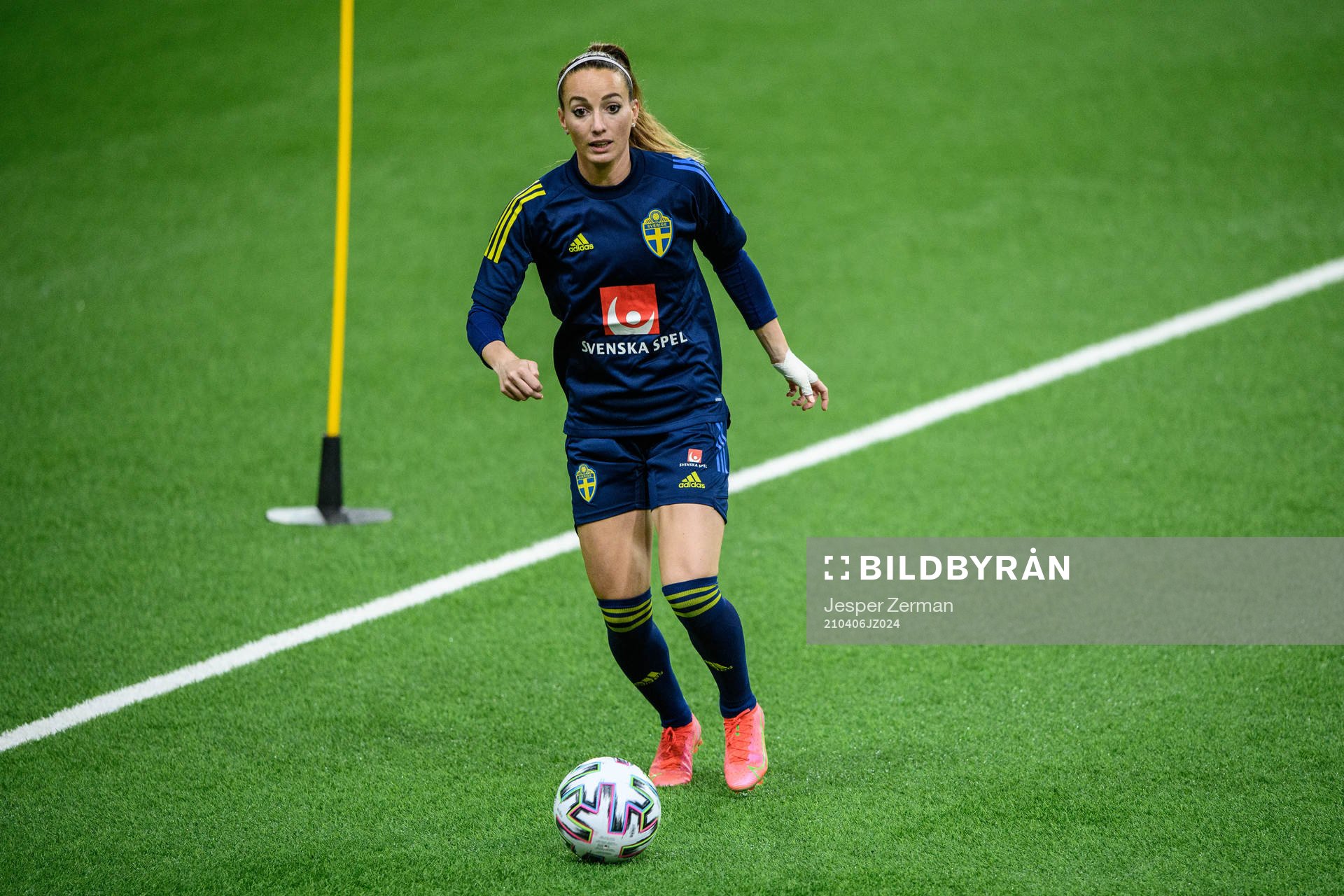 Kosovare Asllani of Sweden