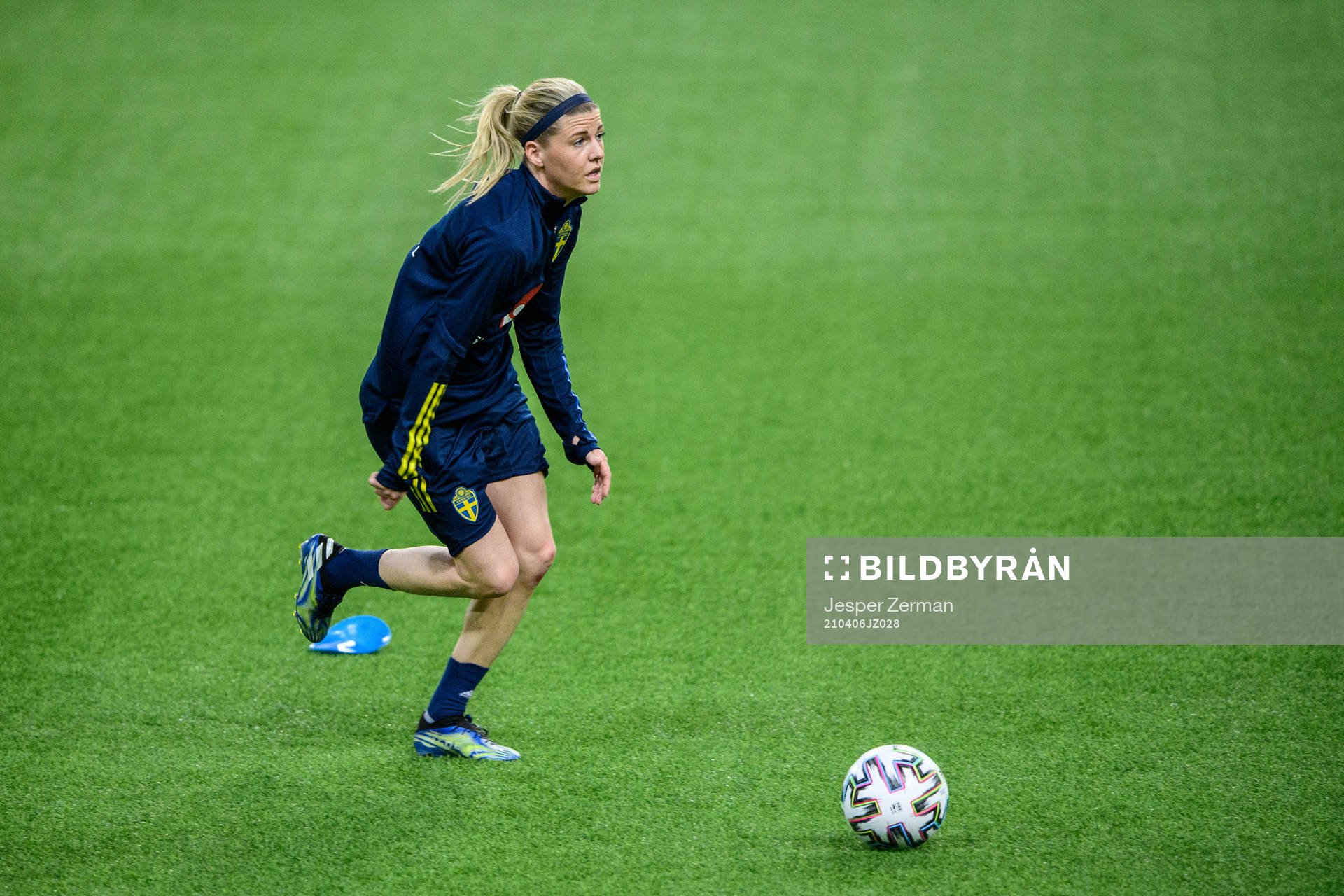 Olivia Scough of Sweden