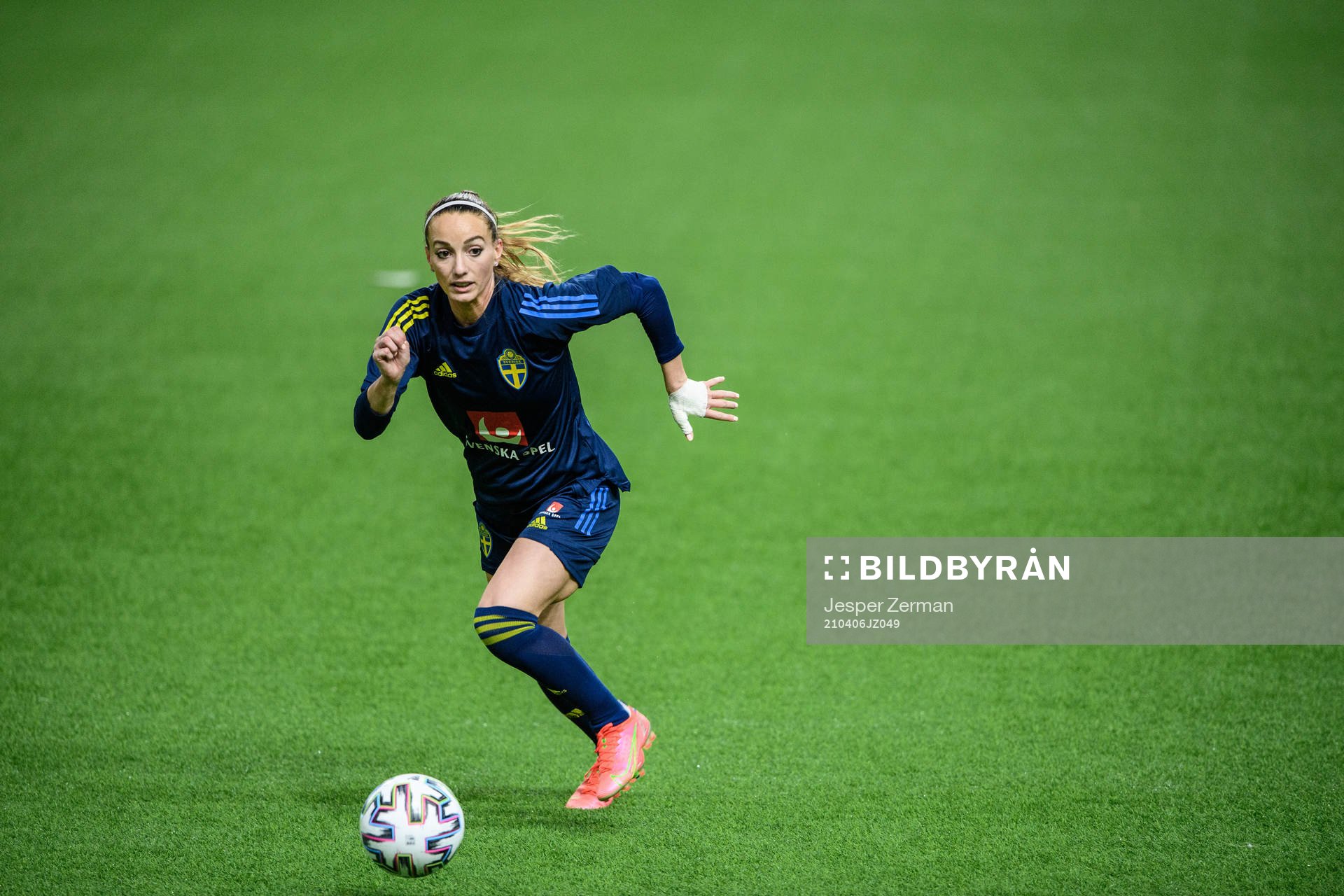 Kosovare Asllani of Sweden