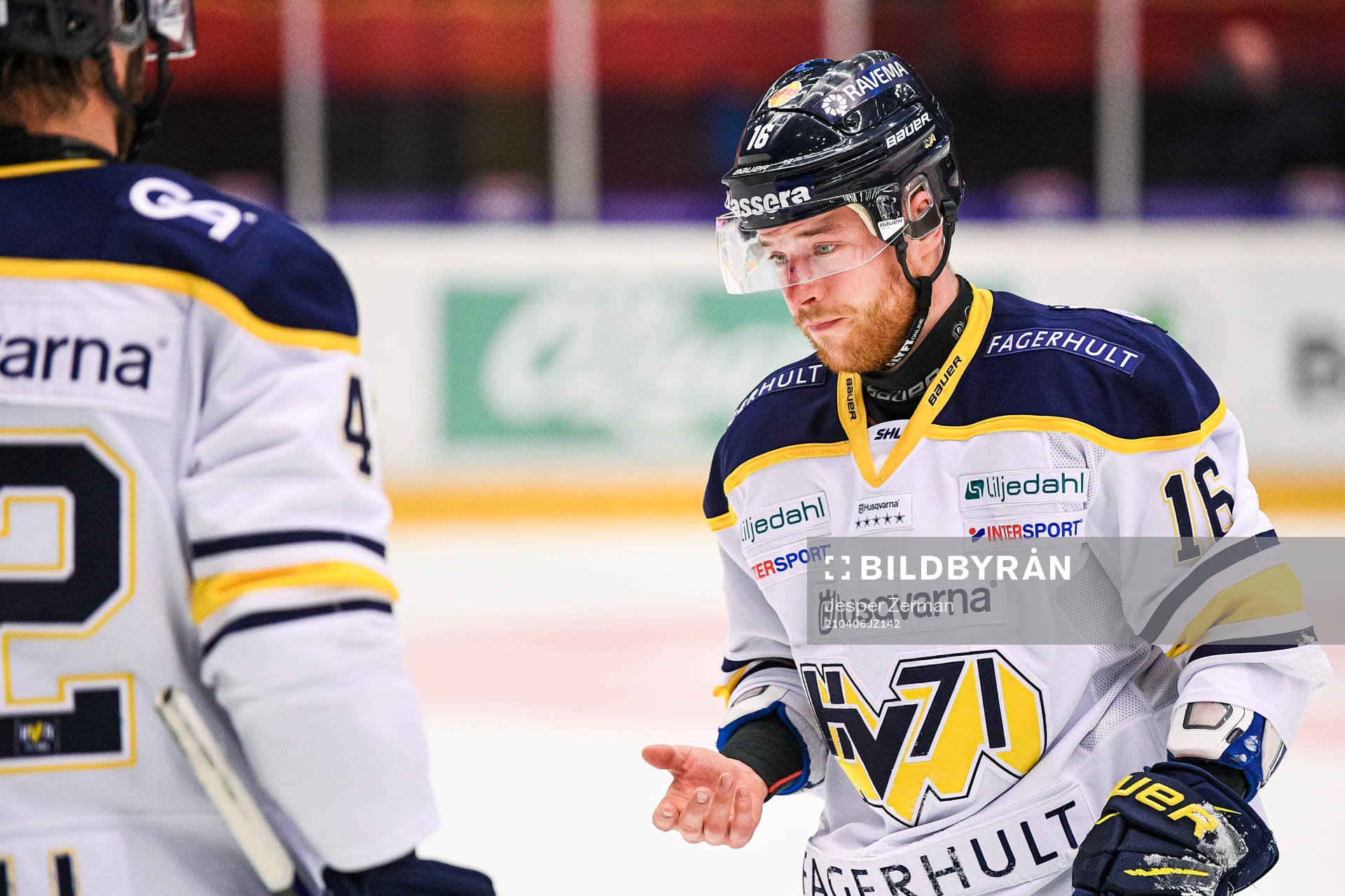 s Filip Sandberg har ont