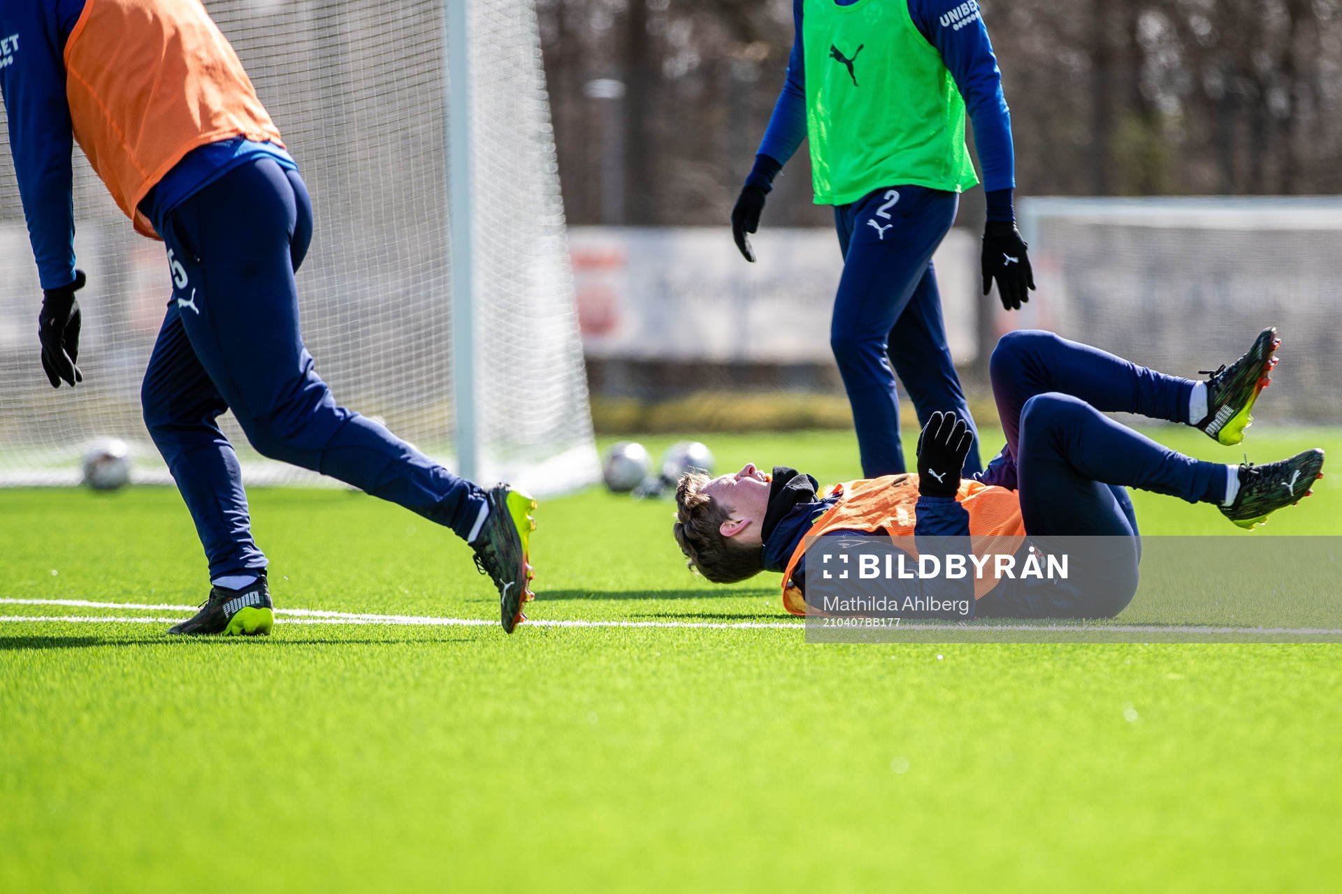 Max Svensson har ont