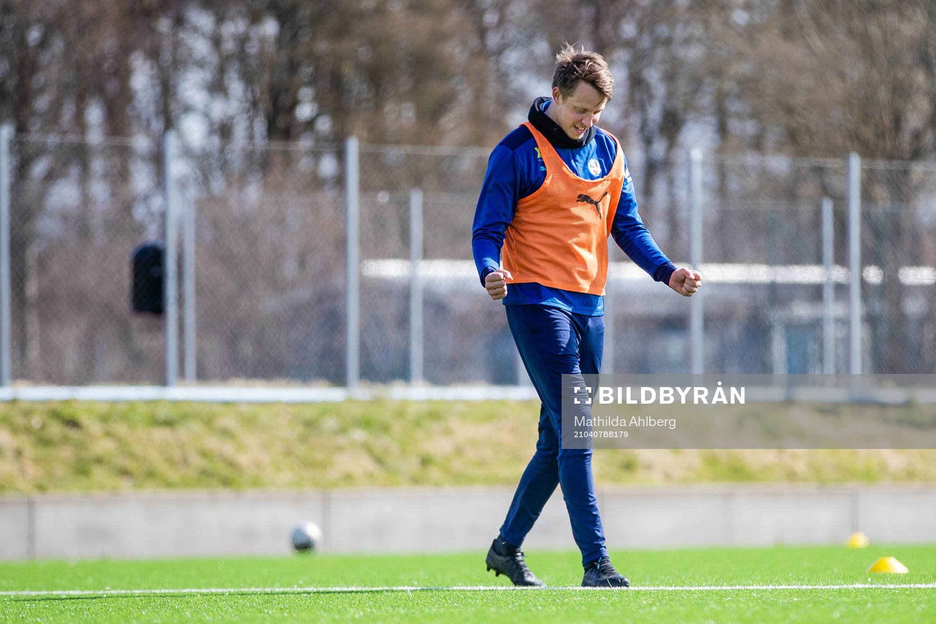 Viktor Lundberg jublar
